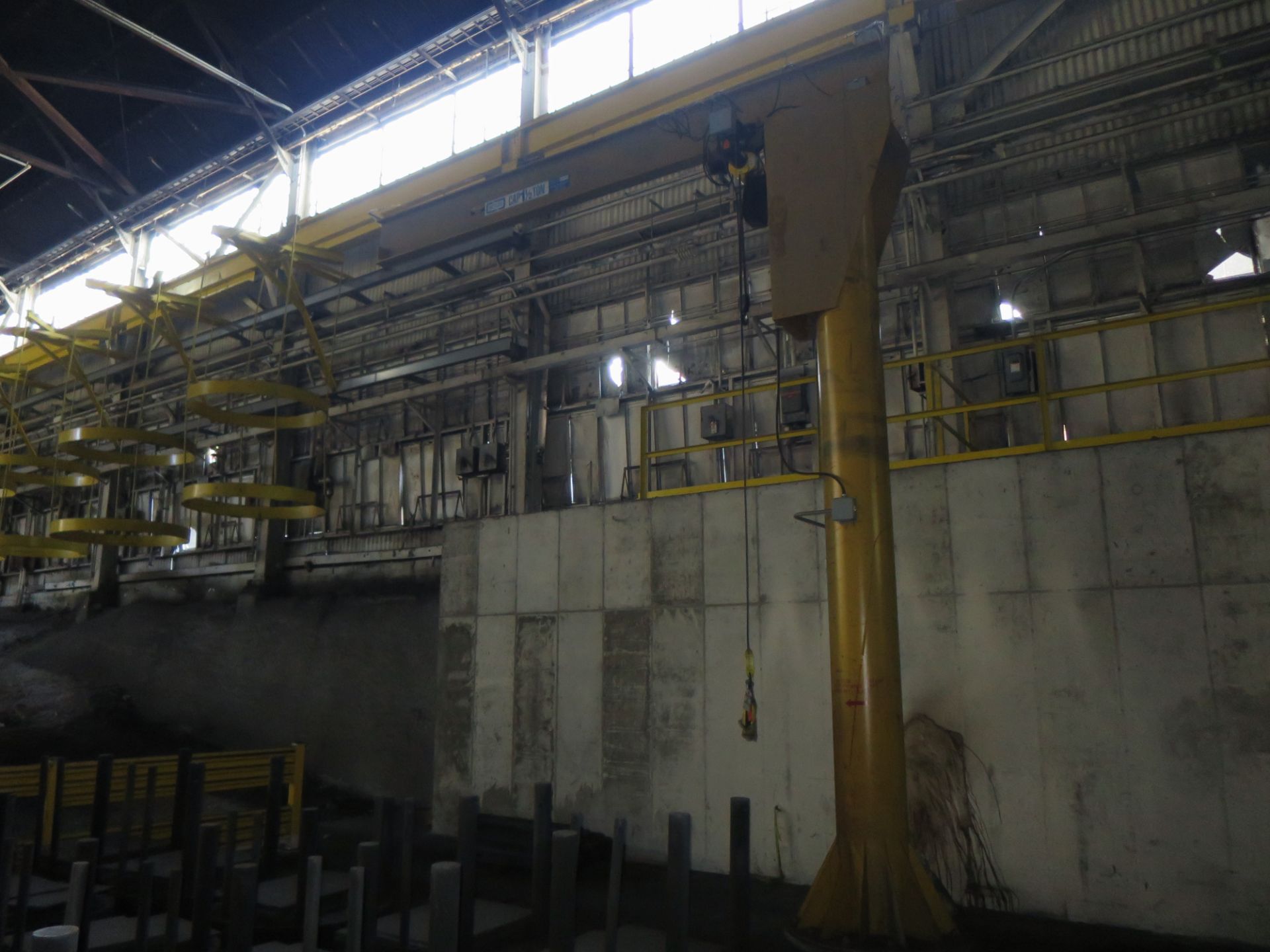 Jib Crane, 1.5 ton capacity, with electric chain hoist