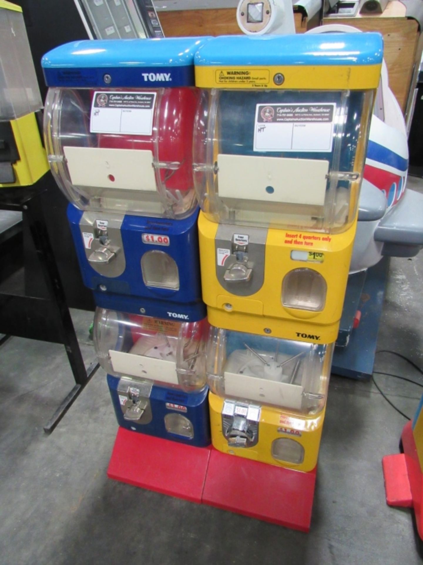 TOMY GACHA DUAL COLUMN CAPSULE VENDING MACHINE Item is in used condition. Evidence of wear and