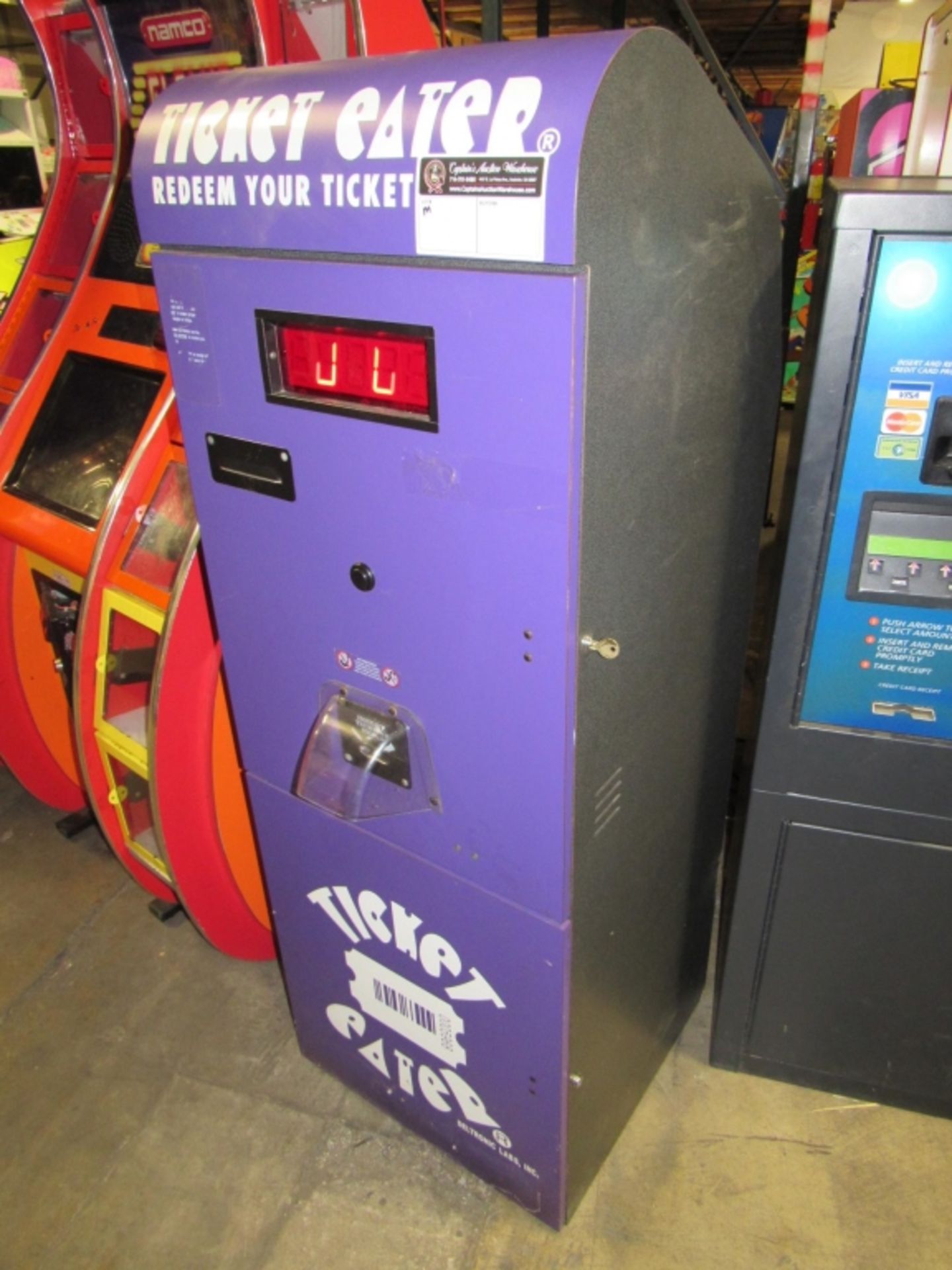 DELTRONICS TT-2000 UPRIGHT TICKET EATER MACHINE - Image 2 of 4