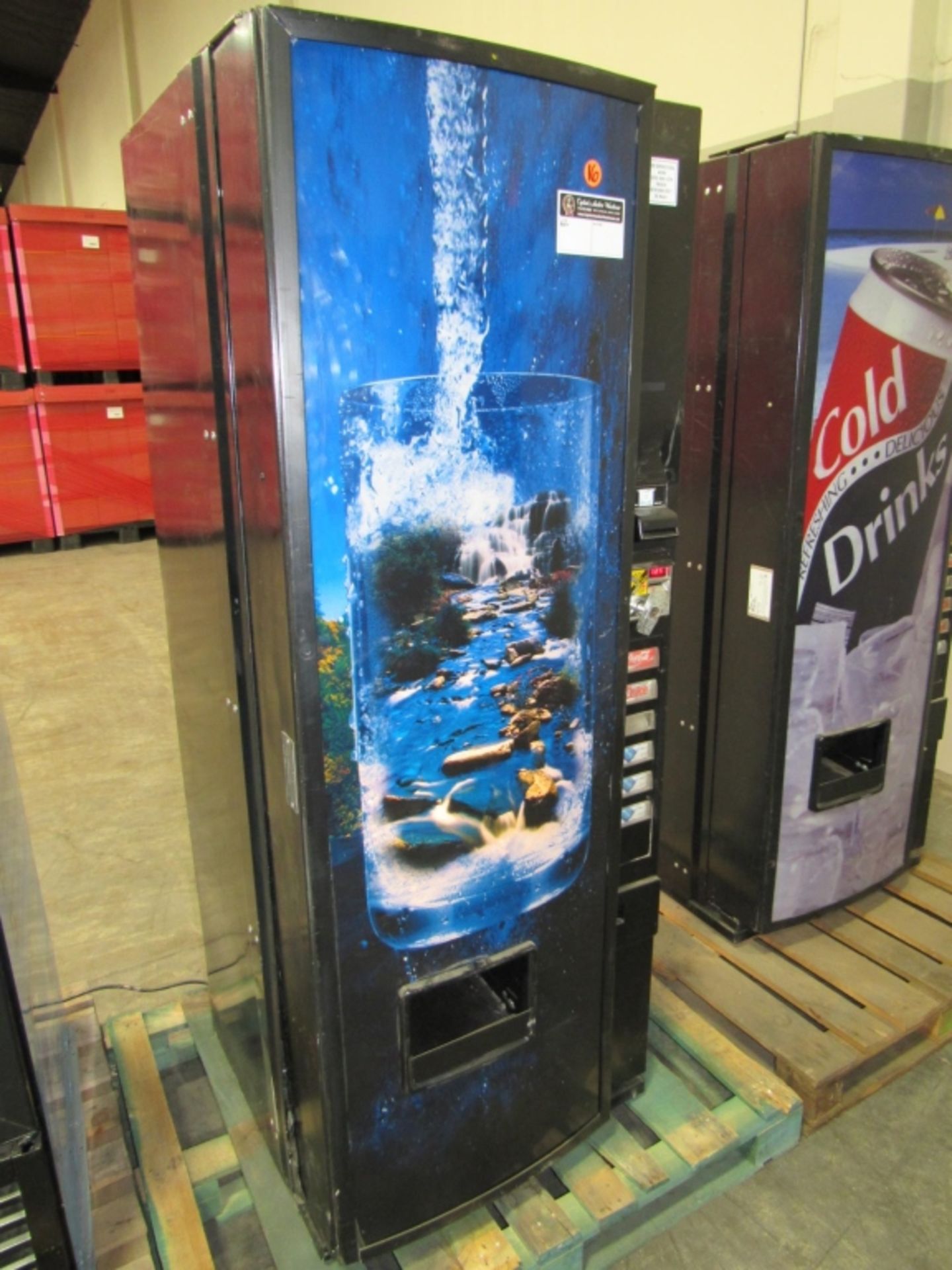 ROYAL VENDOR RVCD282-6 SODA VENDING MACHINE #16