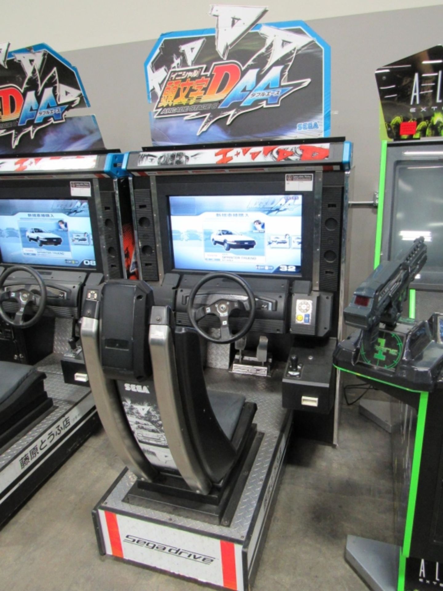 INITIAL D6 LCD SITDOWN DRIVER ARCADE GAME SEGA