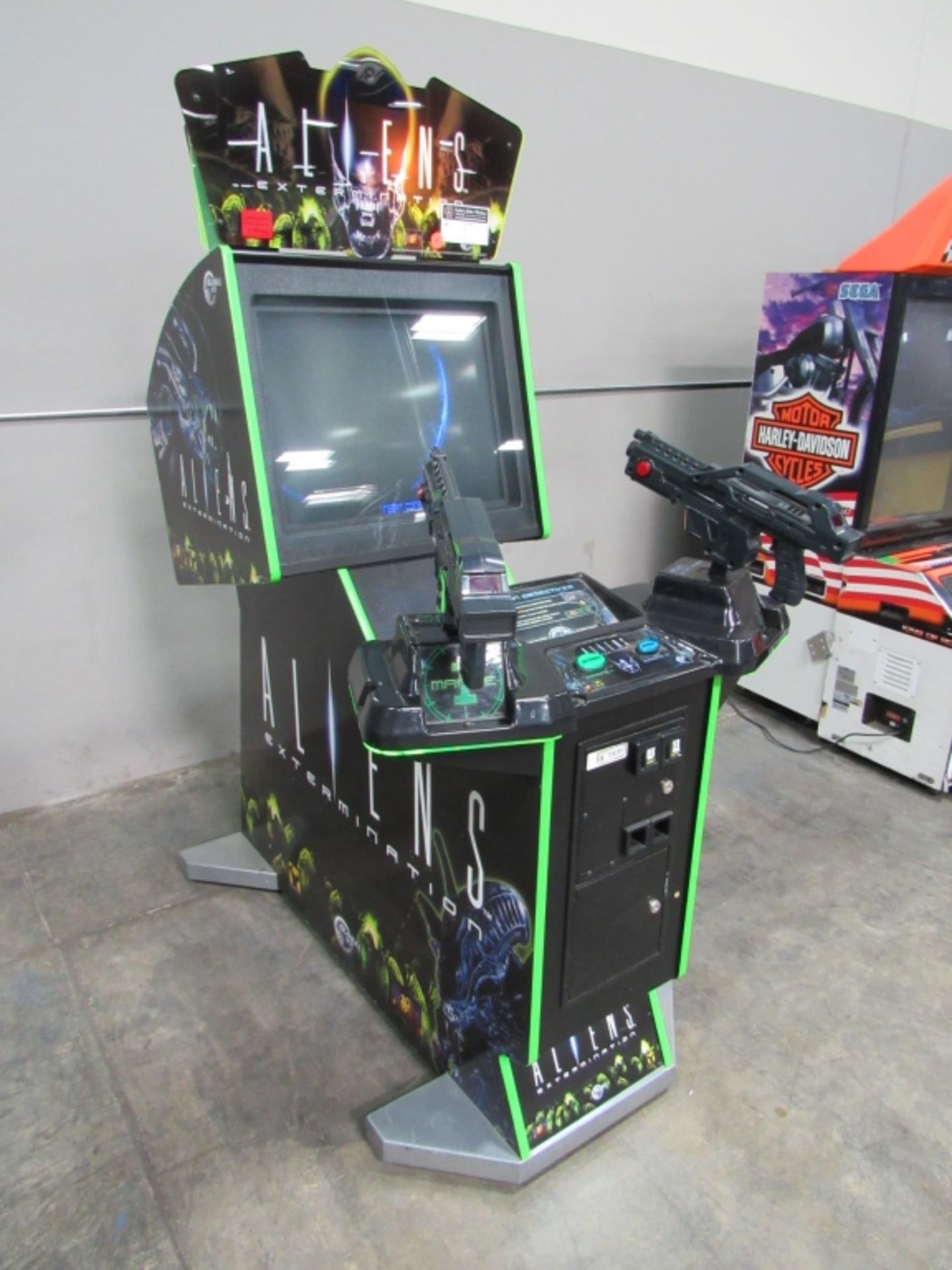 ALIENS EXTERMINATION FIXED GUN ARCADE GAME #1