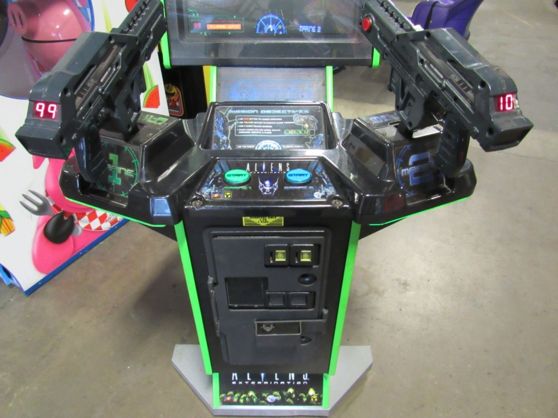 ALIENS EXTERMINATION FIXED GUN SHOOTER ARCADE GAME - Image 6 of 7