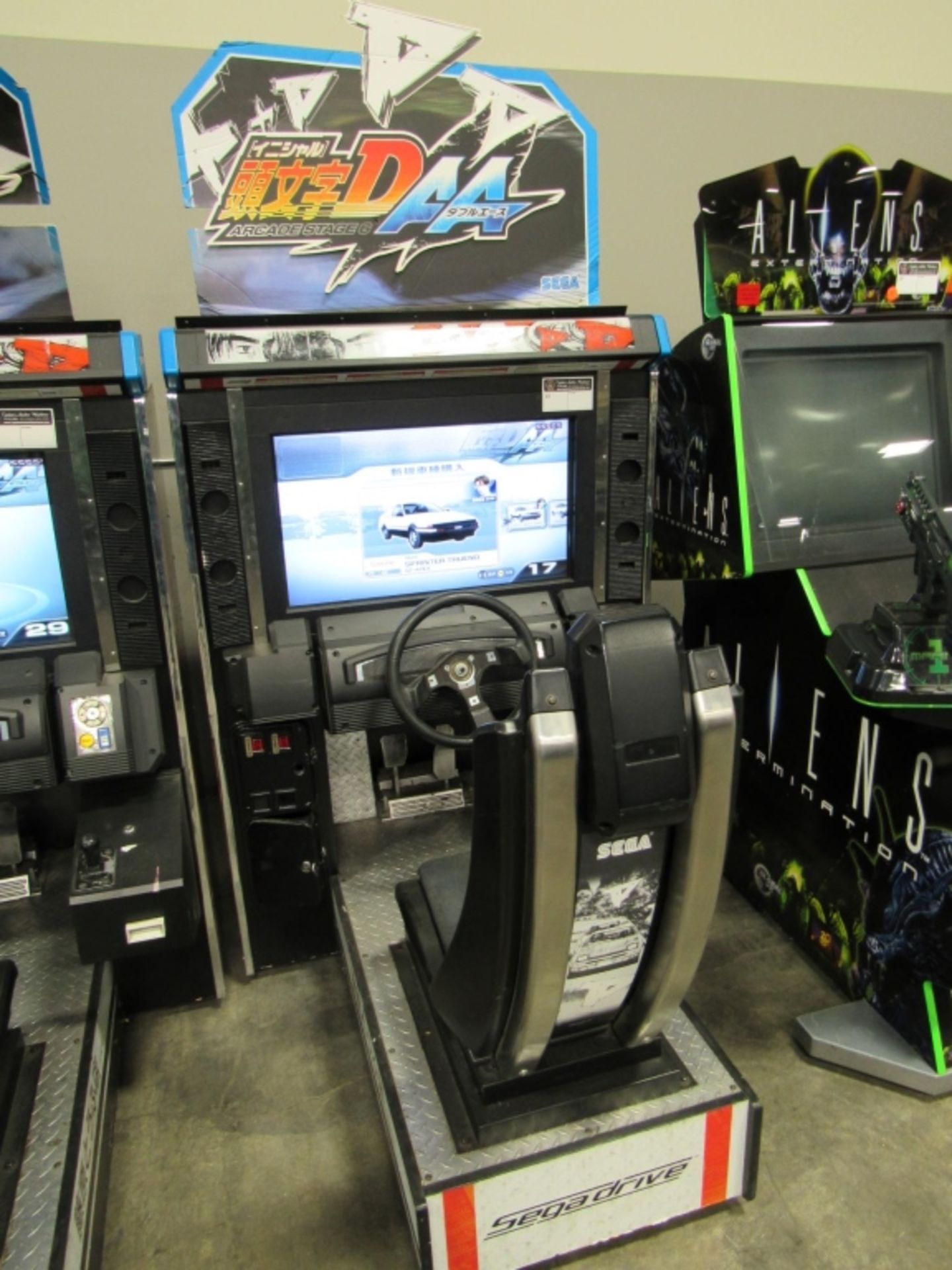 INITIAL D6 LCD SITDOWN DRIVER ARCADE GAME SEGA - Image 3 of 4