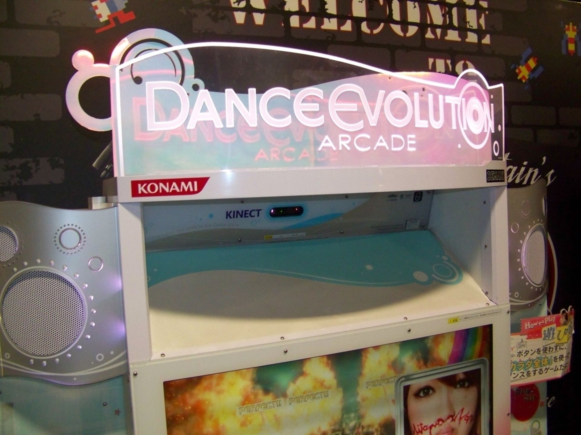 DANCE EVOLUTION 2016 DANCE ARCADE GAME KONAMI - Image 6 of 9