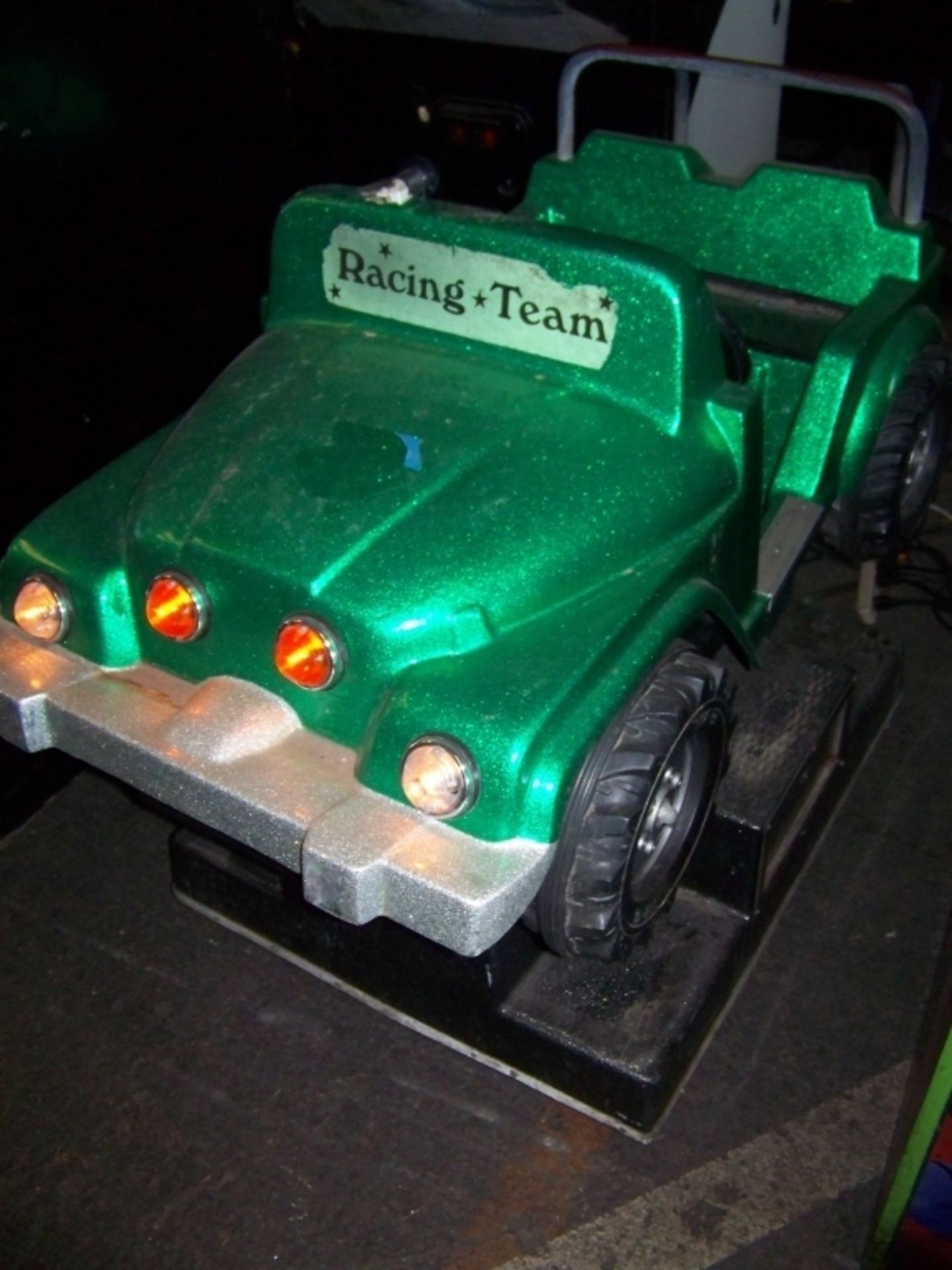 KIDDIE RIDE GREEN ARMY RACE JEEP - Image 3 of 3