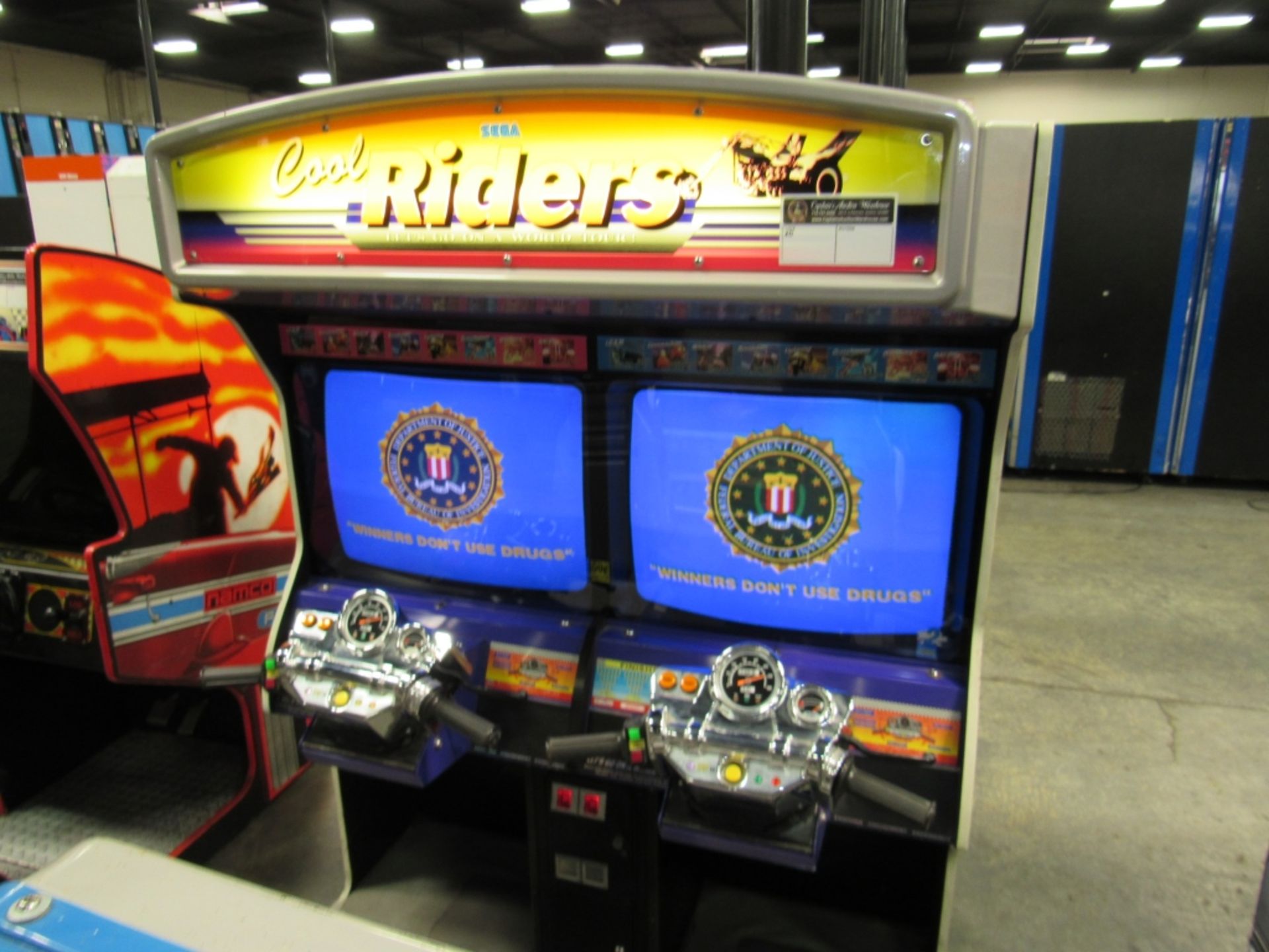 COOL RIDERS TWIN SITDOWN ARCADE GAME SEGA - Image 4 of 5