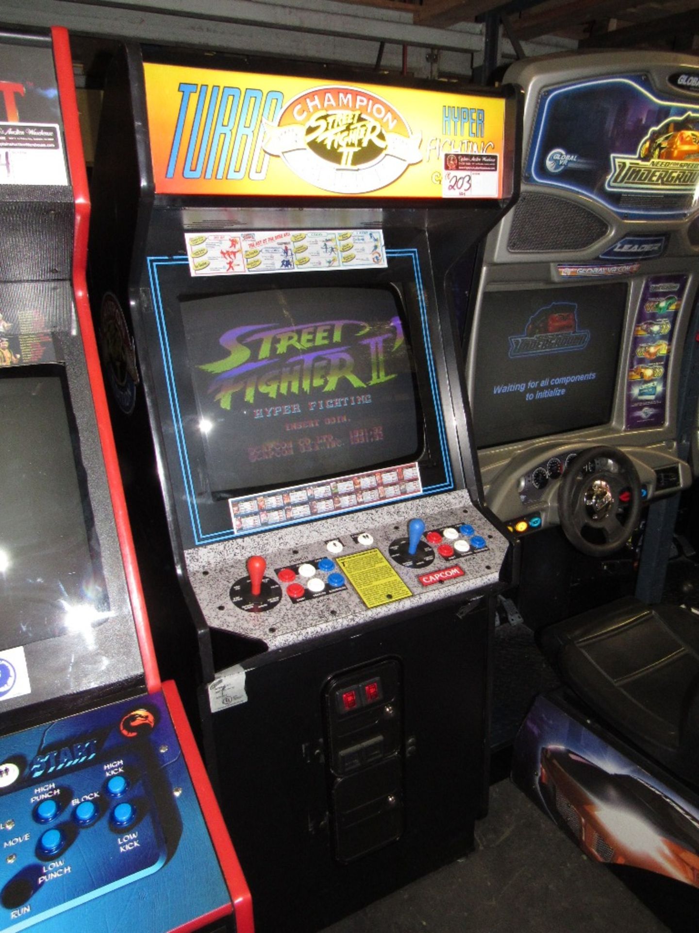 STREET FIGHTER II HYPER FIGHTING ARCADE GAME