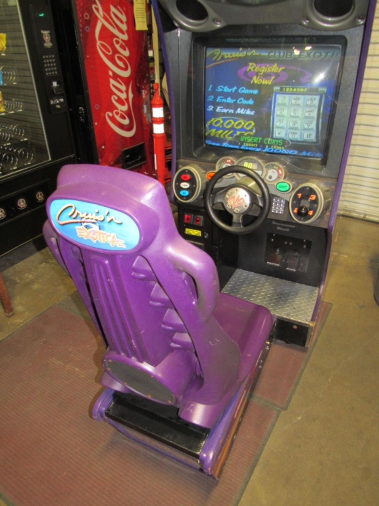 CRUISIN EXOTICA SITDOWN DRIVER ARCADE GAME - Image 3 of 5