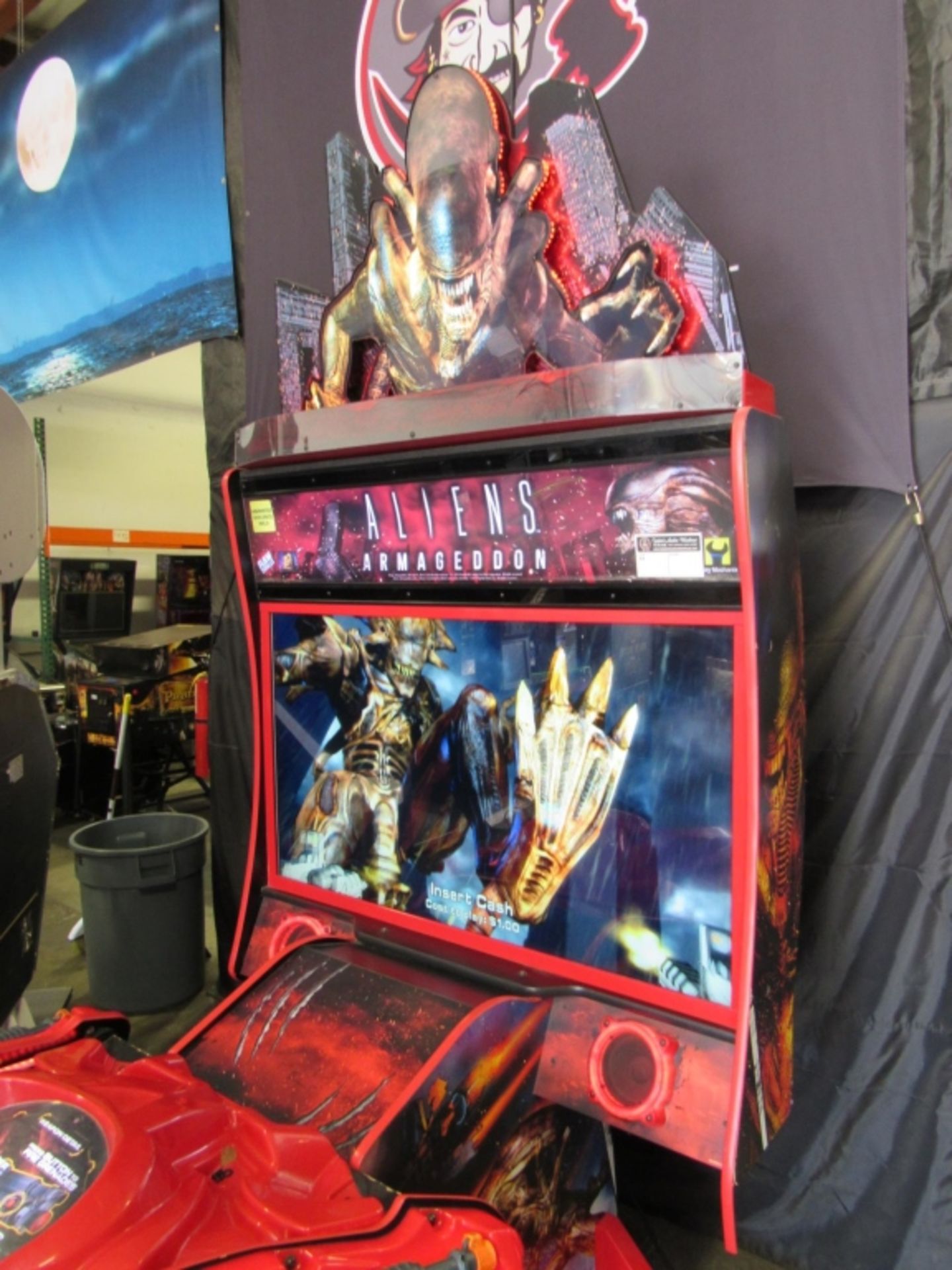 ALIENS ARMAGEDDON 55" LCD DELUXE ARCADE GAME - Image 7 of 9