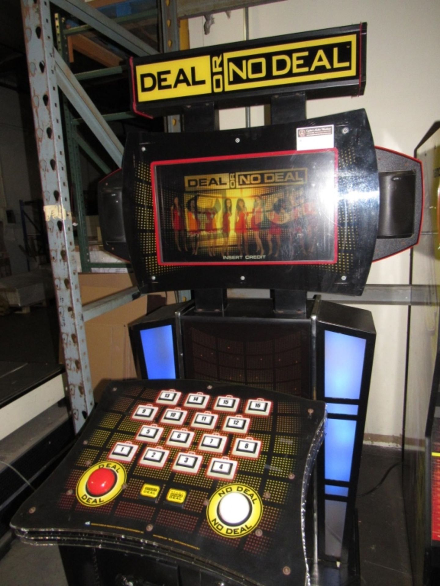 DEAL OR NO DEAL DELUXE SIZE ARCADE GAME ICE - Image 8 of 9