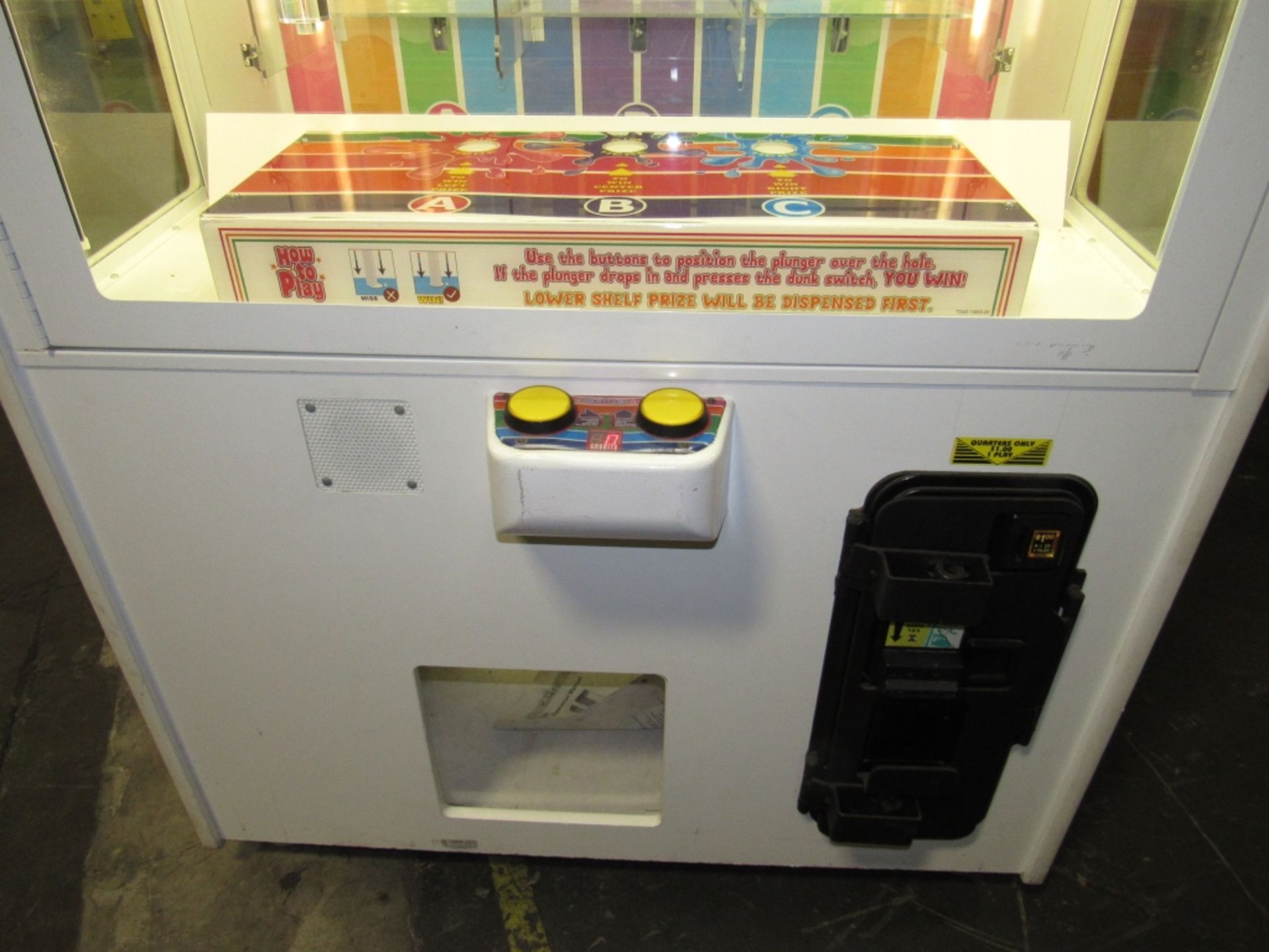 DUNK TANK INSTANT PRIZE REDEMPTION GAME NAMCO - Image 3 of 6