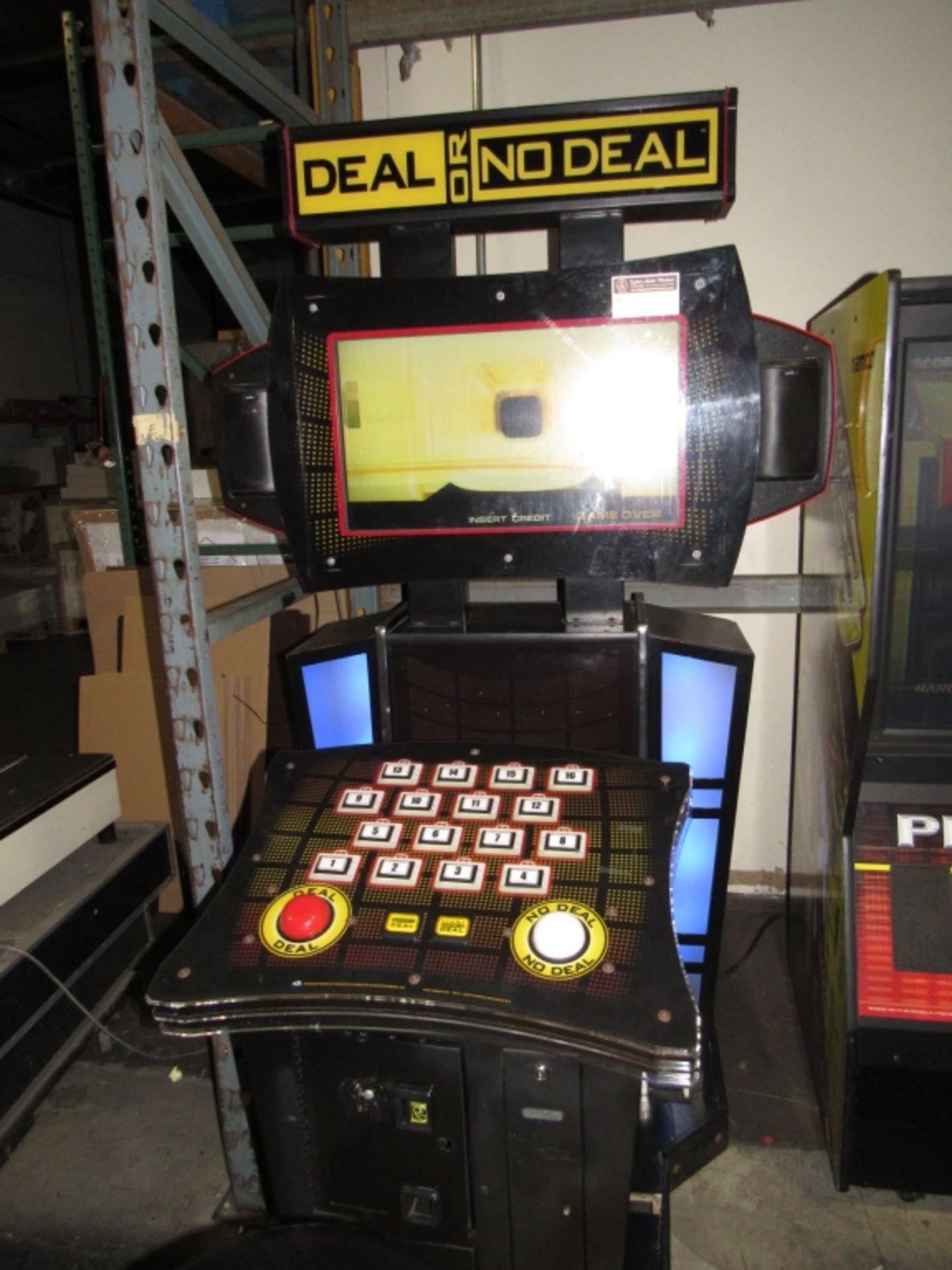 DEAL OR NO DEAL DELUXE SIZE ARCADE GAME ICE - Image 2 of 9