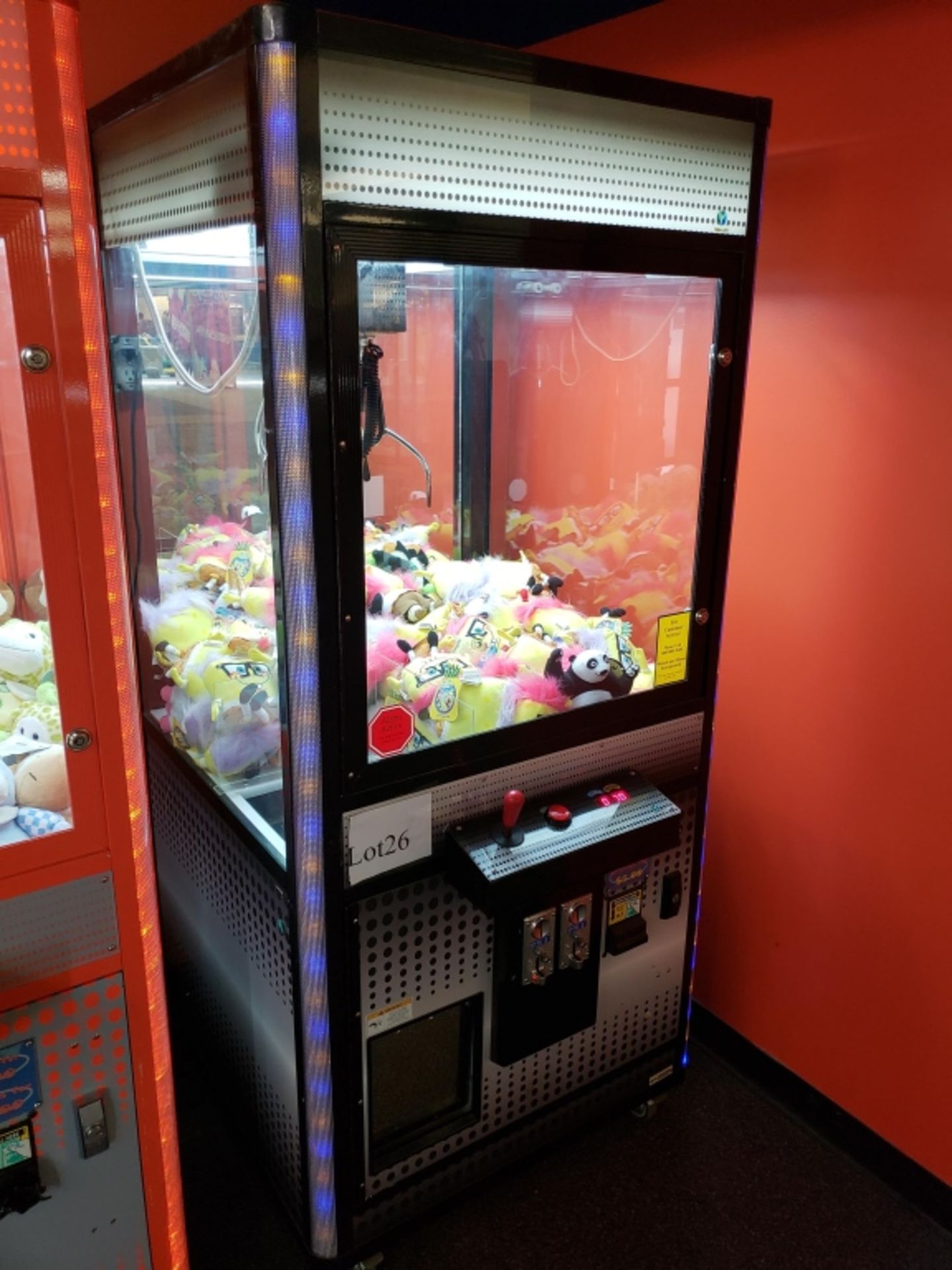 33" PLUSH CLAW CRANE MACHINE