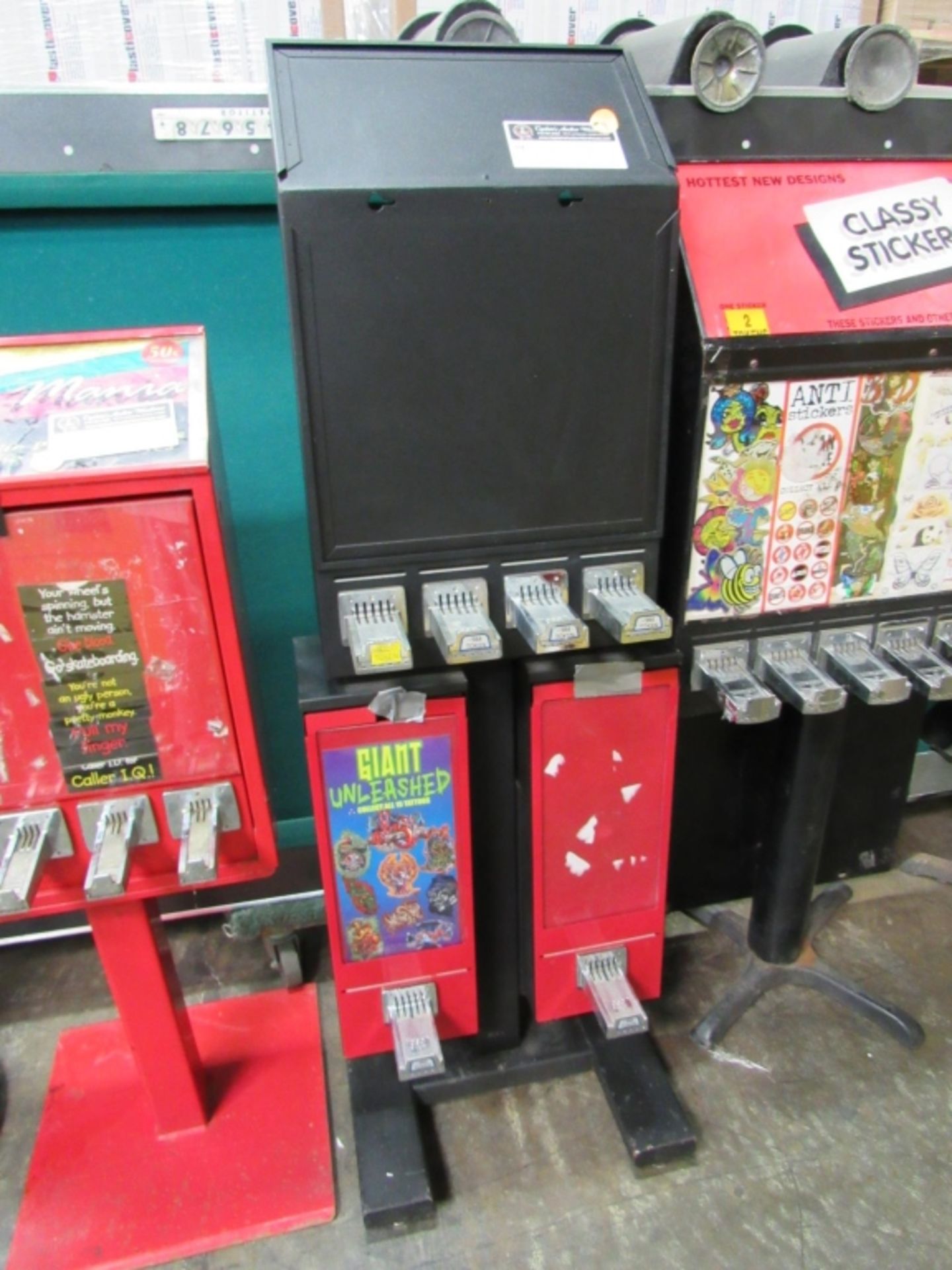 4 SELECT TATTOO STICKER VENDING STAND #9