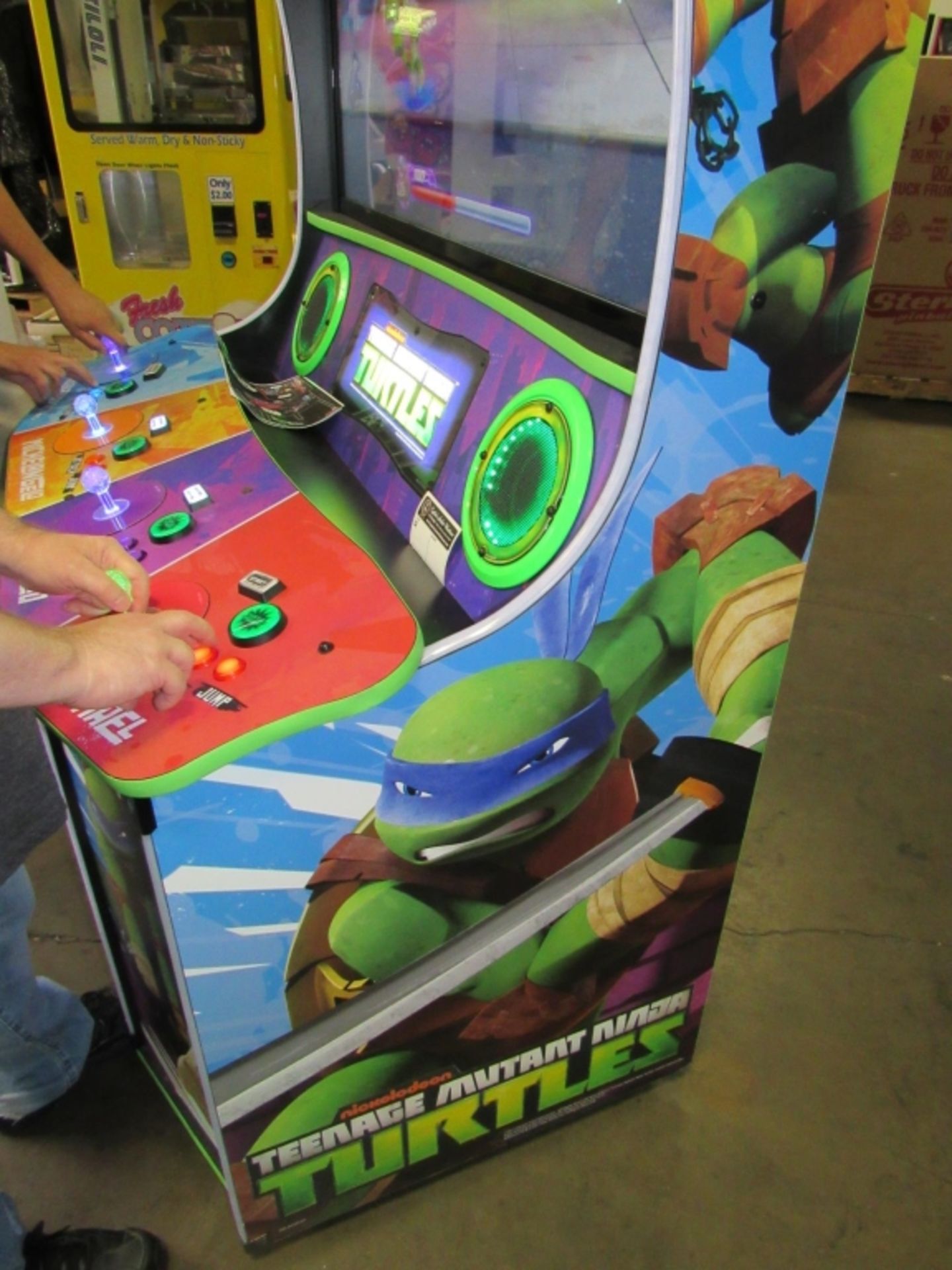 TEENAGE MUTANT NINJA TURTLES ARCADE BRAND NEW!! - Image 8 of 9