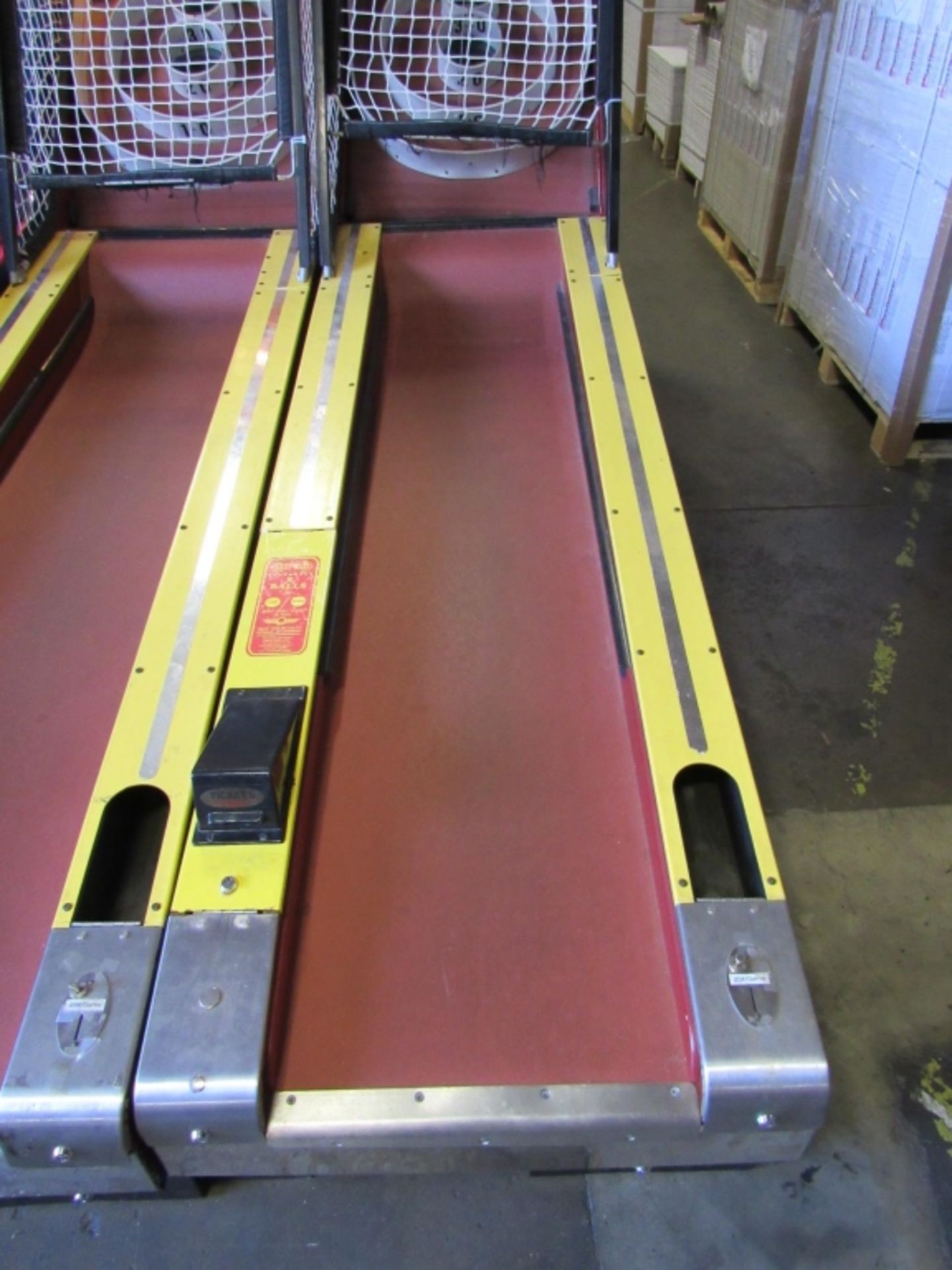 SKEEBALL 10' ORIGINAL ALLEY ROLLER REDEMPTION - Image 3 of 3