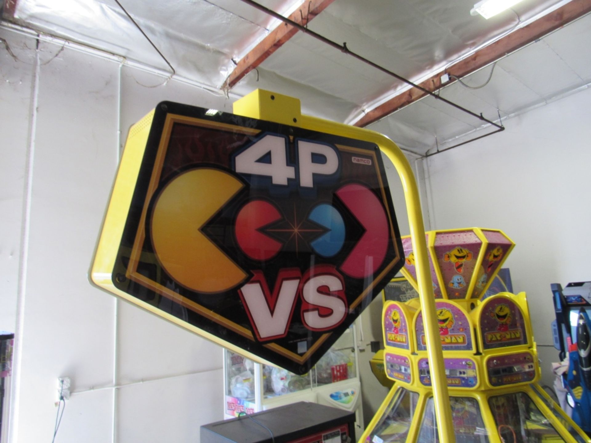 PACMAN BATTLE ROYALE 4 PLAYER TABLE ARCADE GAME - Image 9 of 11