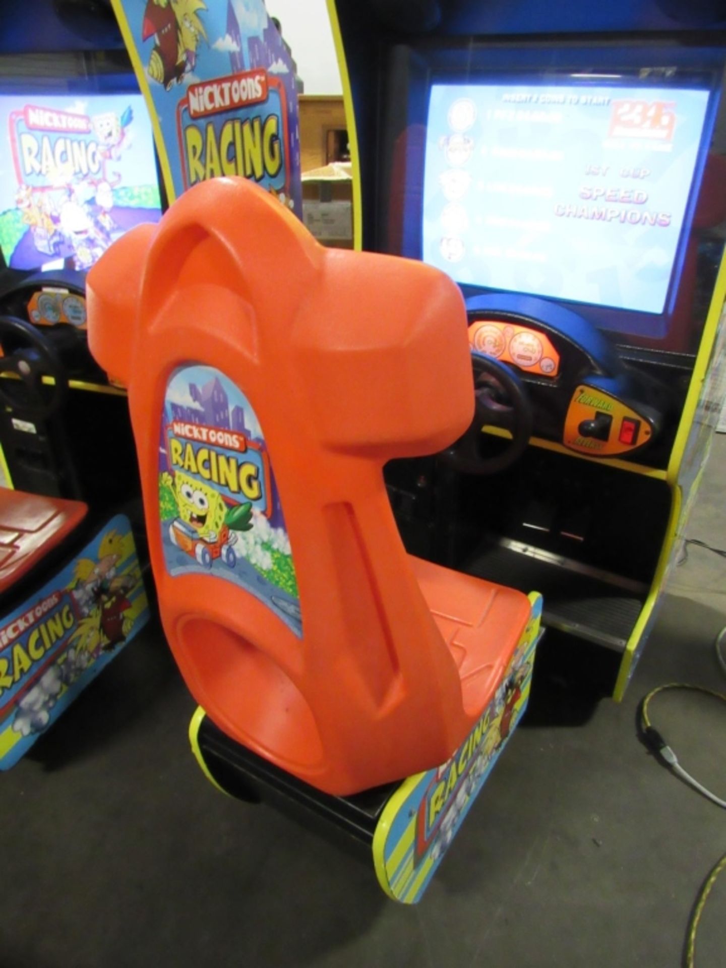 NICKTOONS RACING SITDOWN KIDS ARCADE GAME #1 - Image 4 of 6