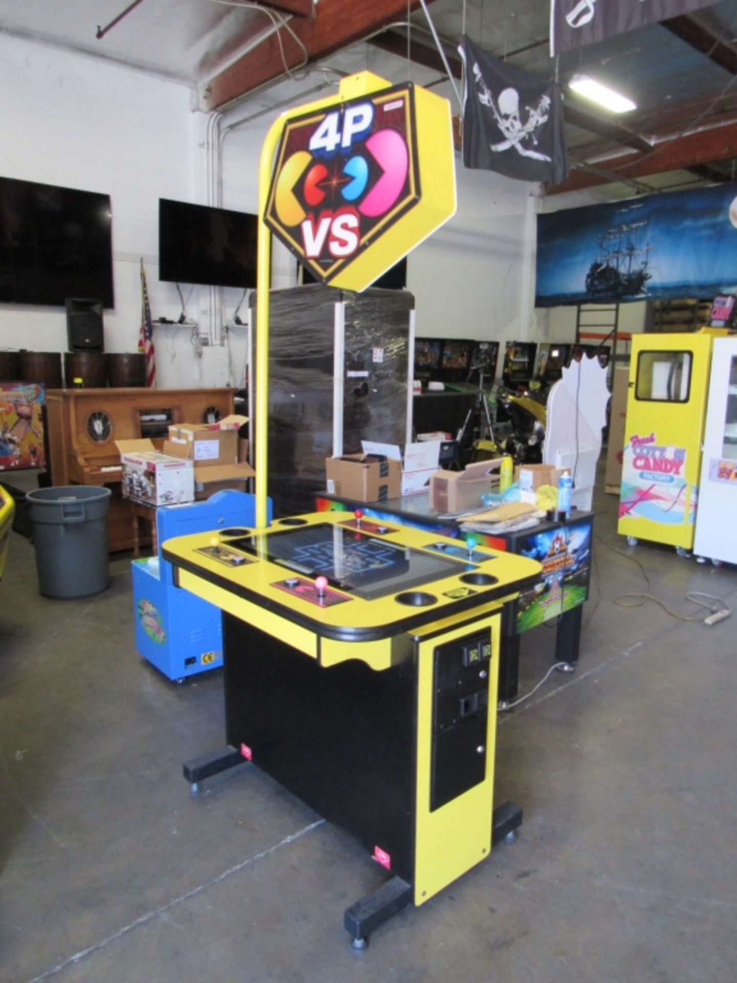 PACMAN BATTLE ROYALE 4 PLAYER TABLE ARCADE GAME