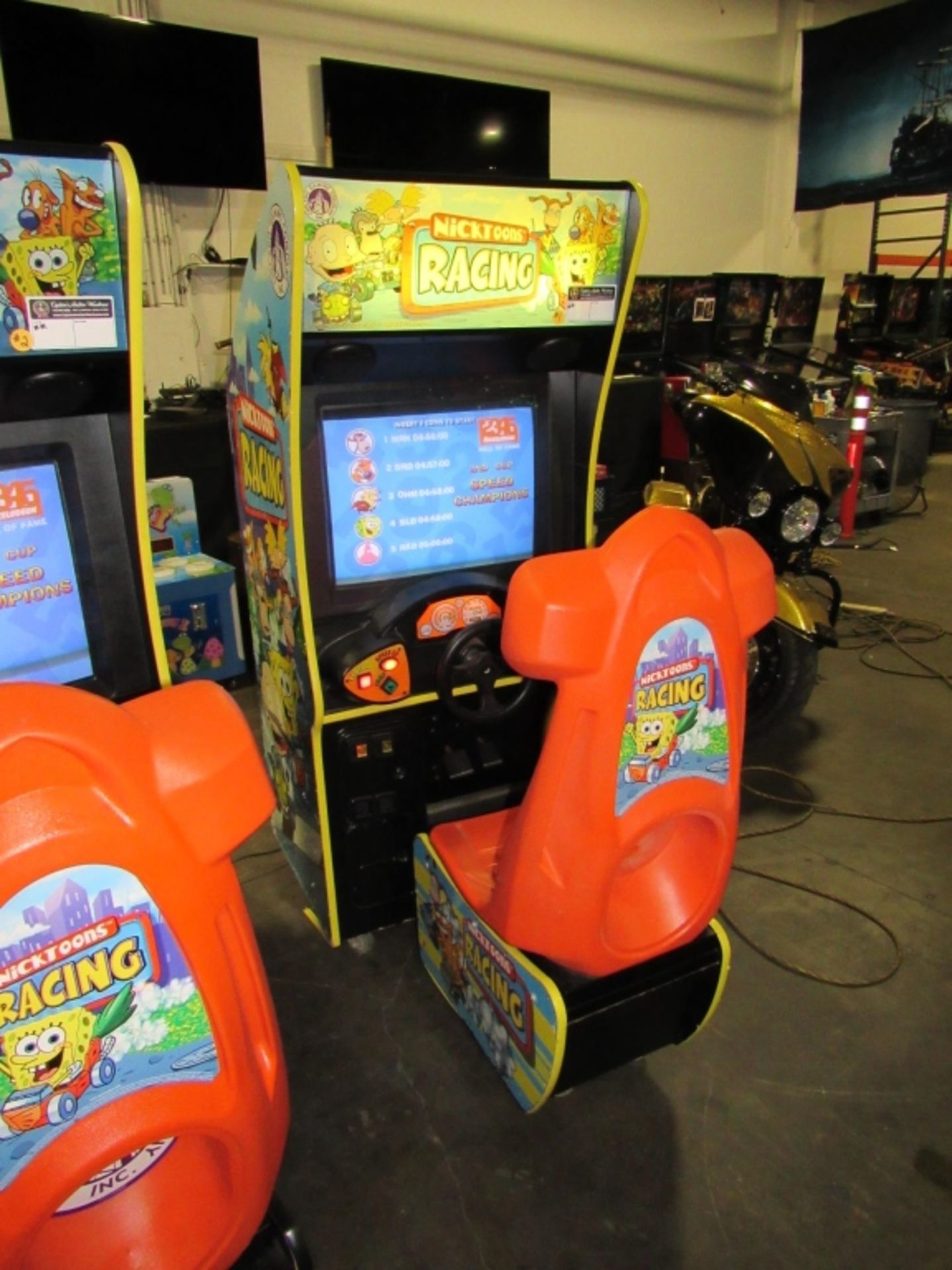 NICKTOONS RACING SITDOWN KIDS ARCADE GAME #1 - Image 6 of 6