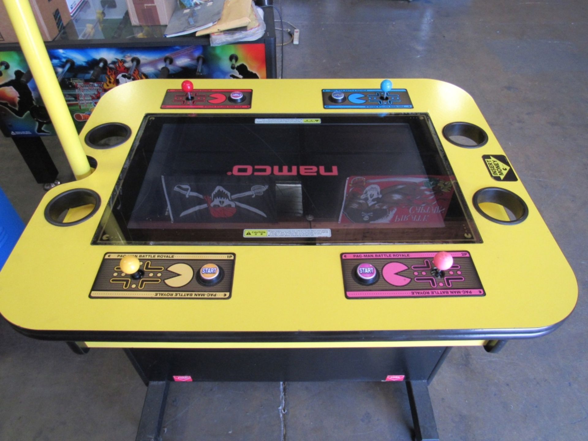 PACMAN BATTLE ROYALE 4 PLAYER TABLE ARCADE GAME - Image 2 of 11