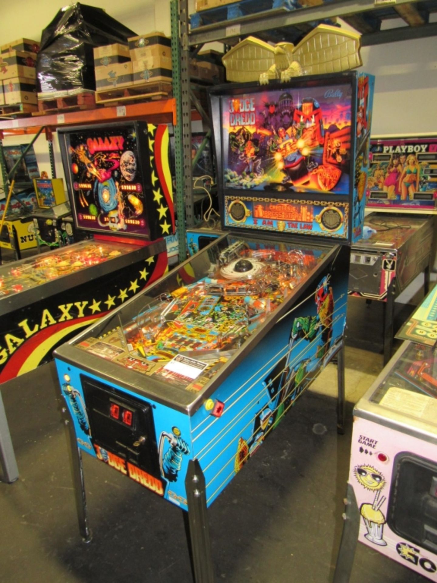 JUDGE DREDD WIDE PINBALL MACHINE BALLY 1993 - Image 2 of 9