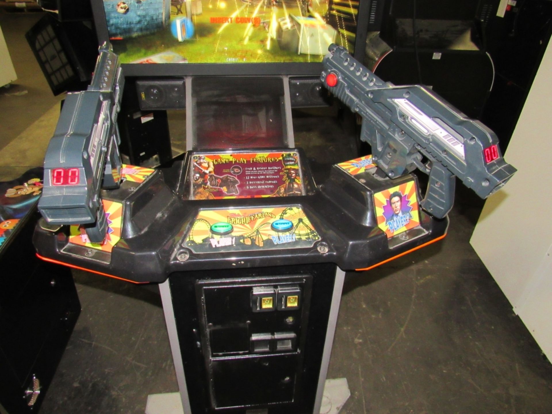 FRIGHT FEARLAND 42" LCD FIXED GUN ARCADE GAME - Image 4 of 7