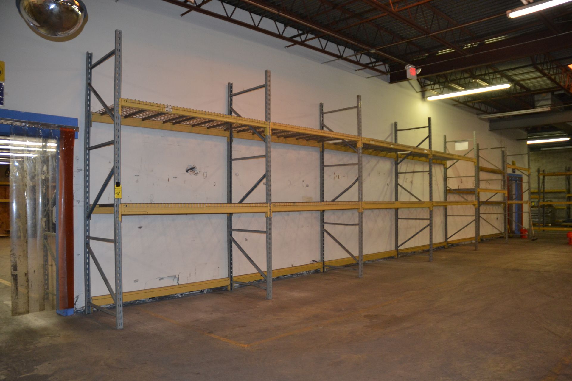 SECTIONS OF HEVY DUTY PALLET RACKING