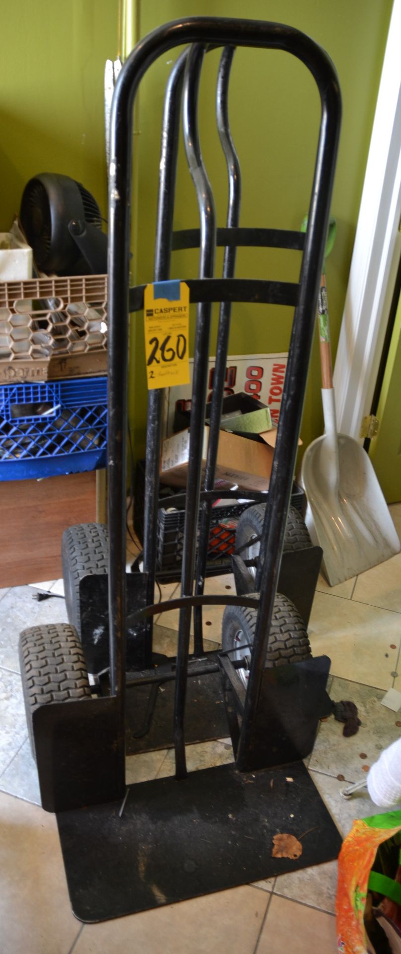 HEAVY DUTY HAND TRUCK