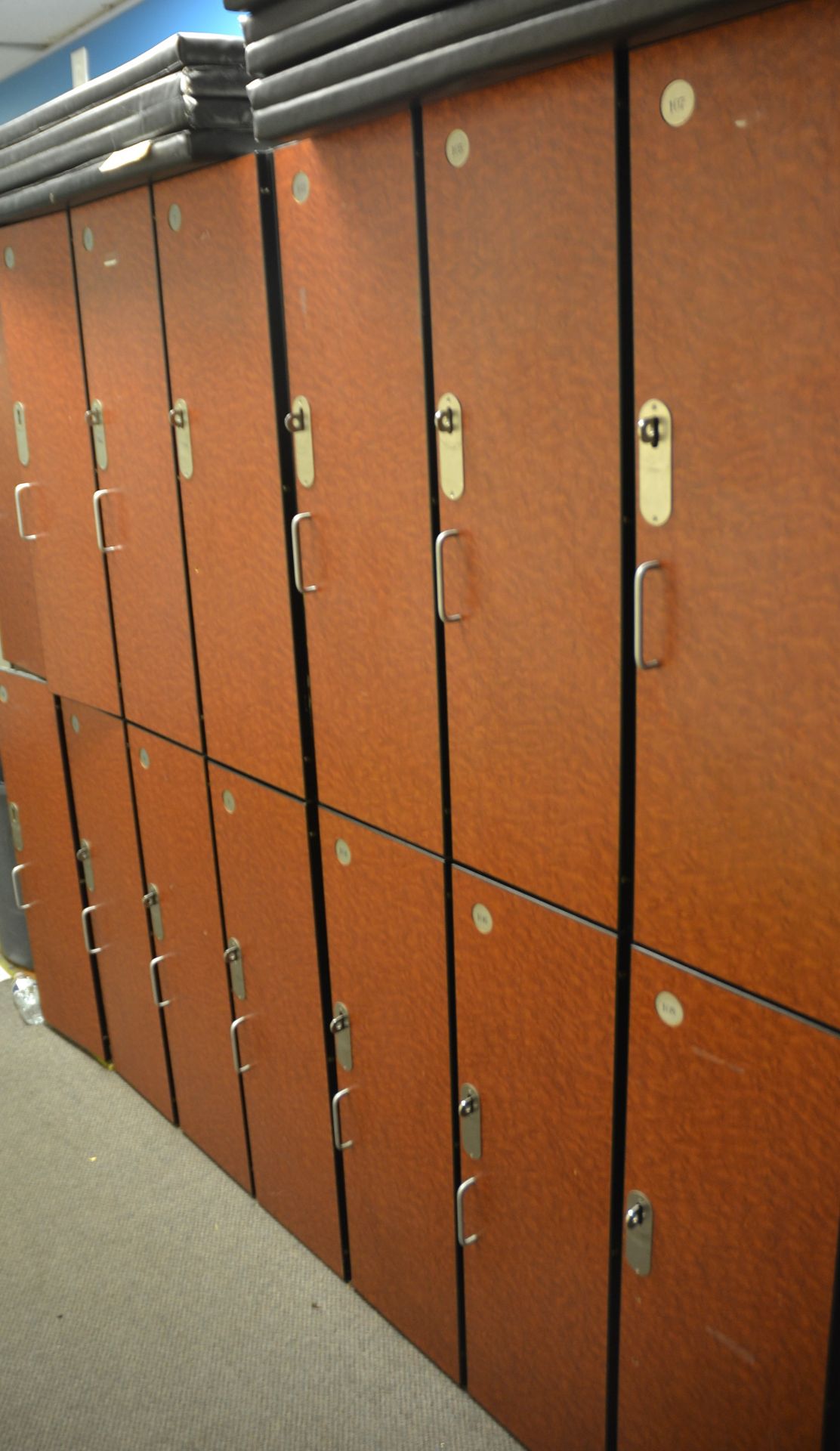 1/2 DOOR LOCKERS - Image 2 of 2