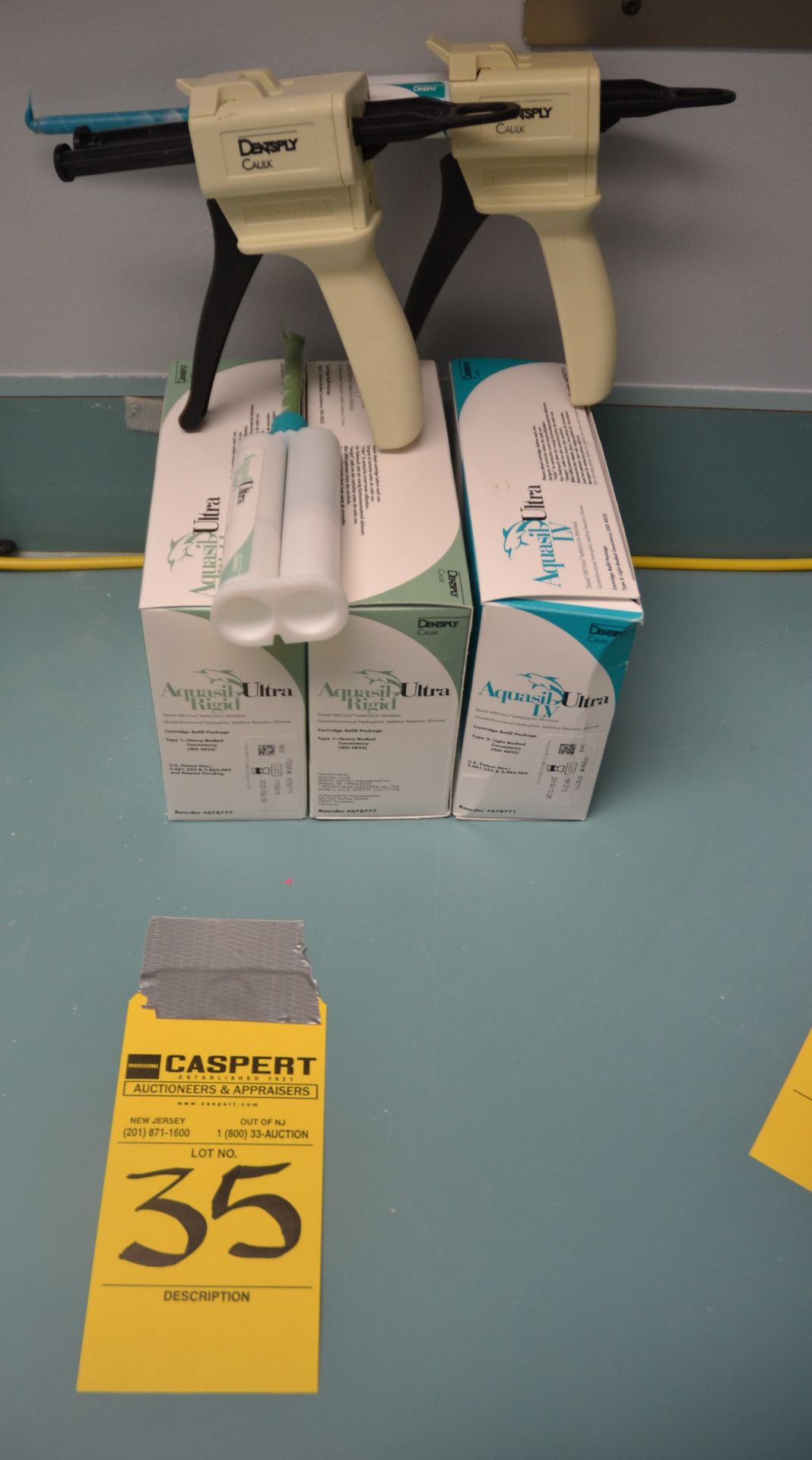 LOT - DENTSPLY CAULK & GUNS