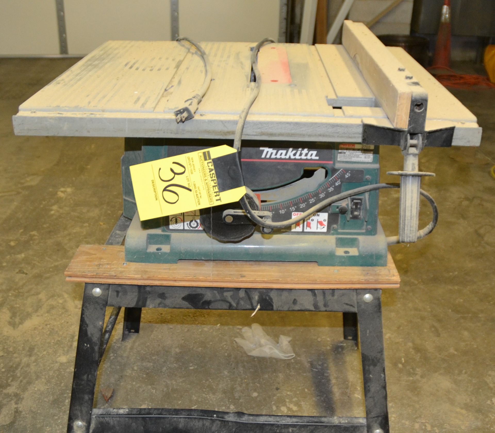 MAKITA CONTRACTORS TABLE SAW