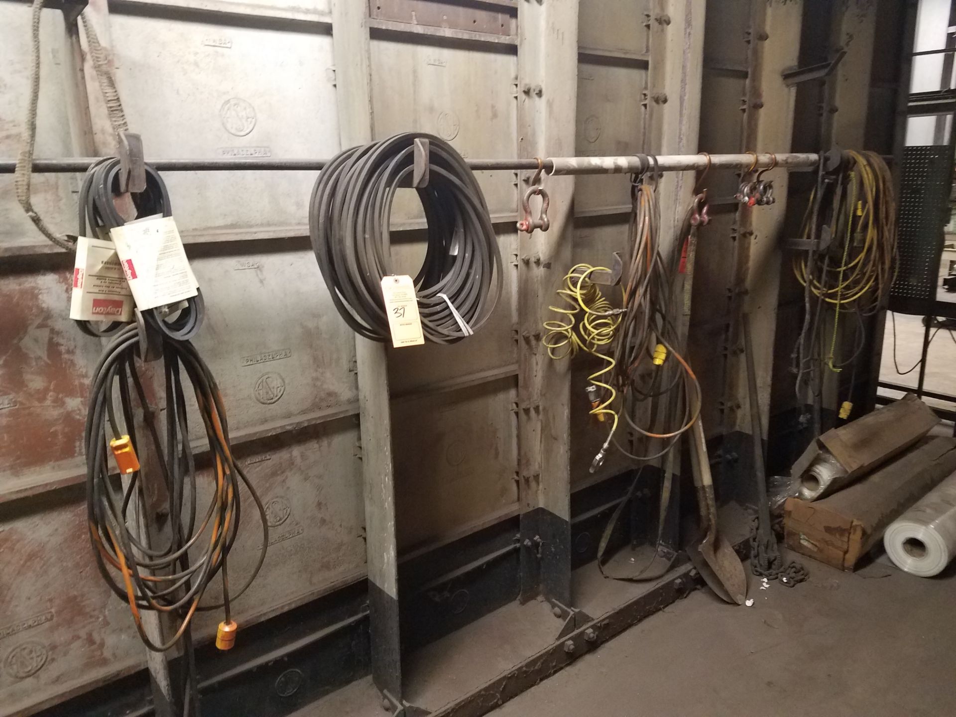 LOT OF VARIOUS BELTS & EXTENTION CORDS(LOCATED AT 2000 TAYLOR STREET, FORT WAYNE IN 46802)