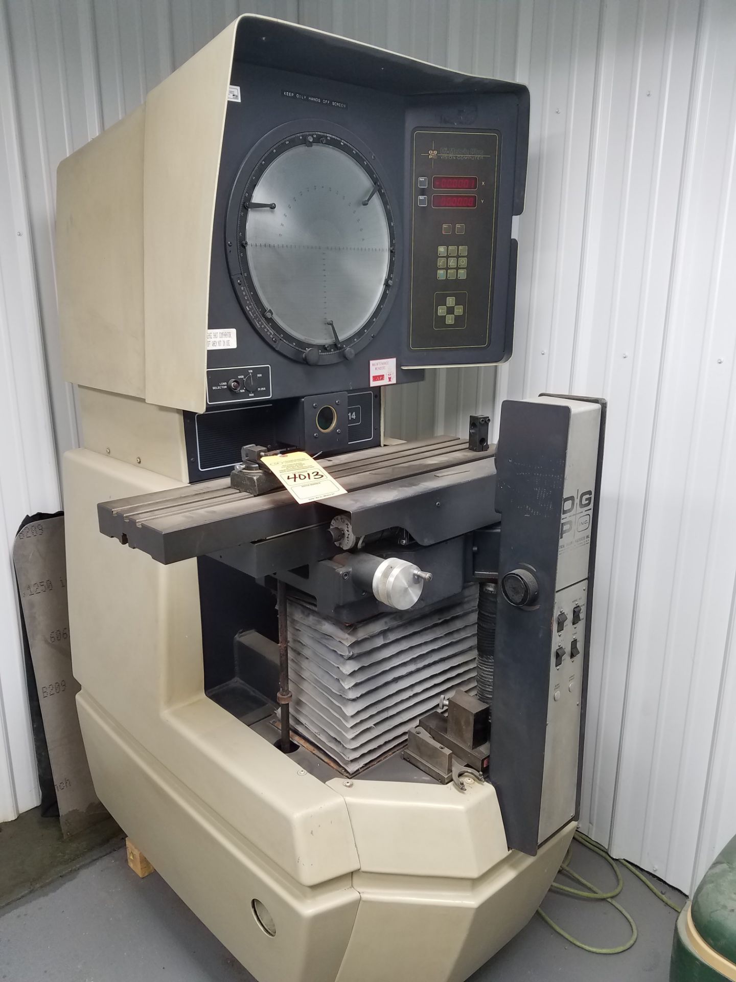 OGP OPTICAL COMPARITOR MODEL-QL-14 S#11223 (LOCATED AT: 2890 SOUTH MAIN ST., MIDDLETOWN OH 45044)