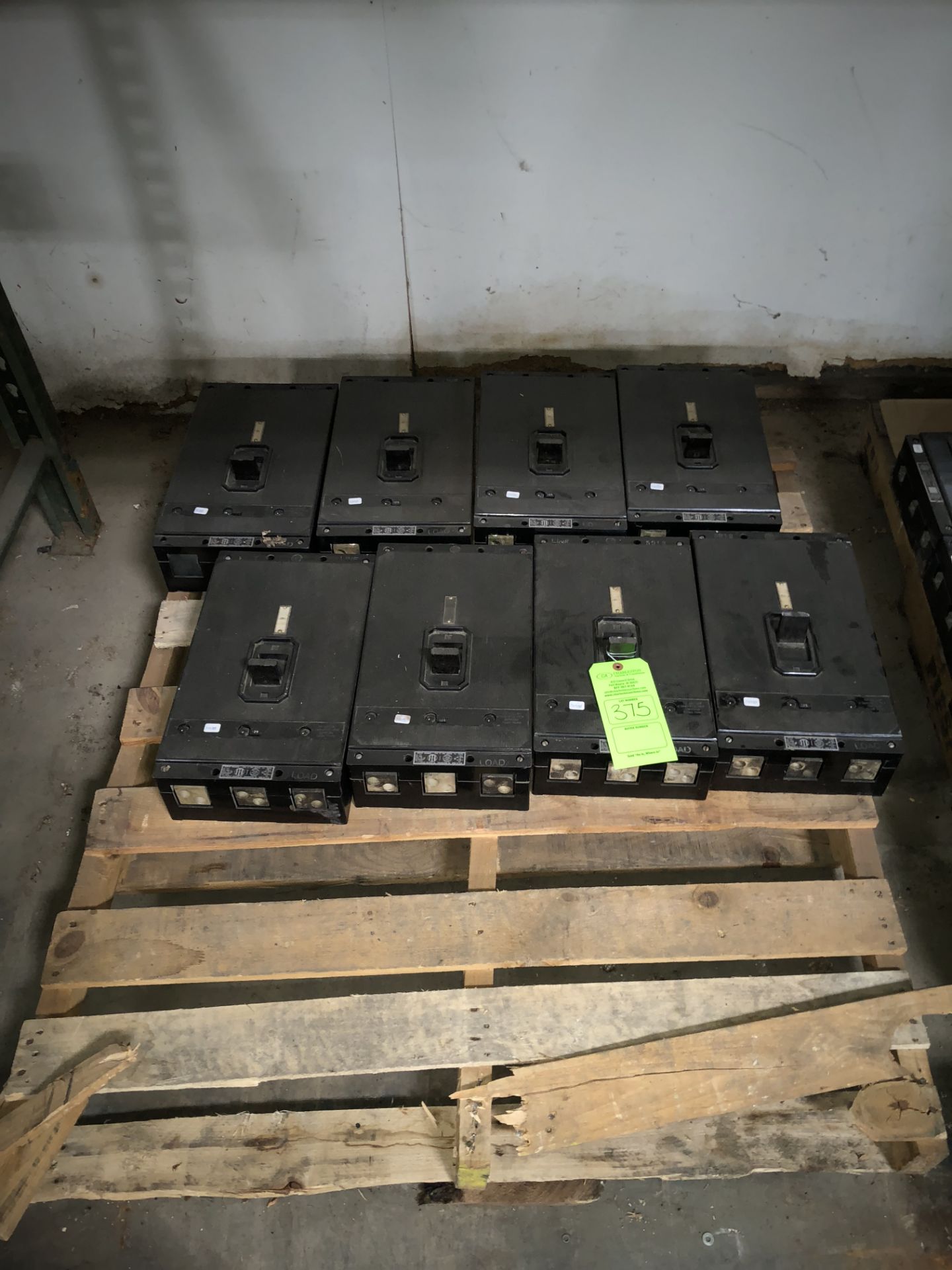 ITE CIRCUIT BREAKERS 400 A