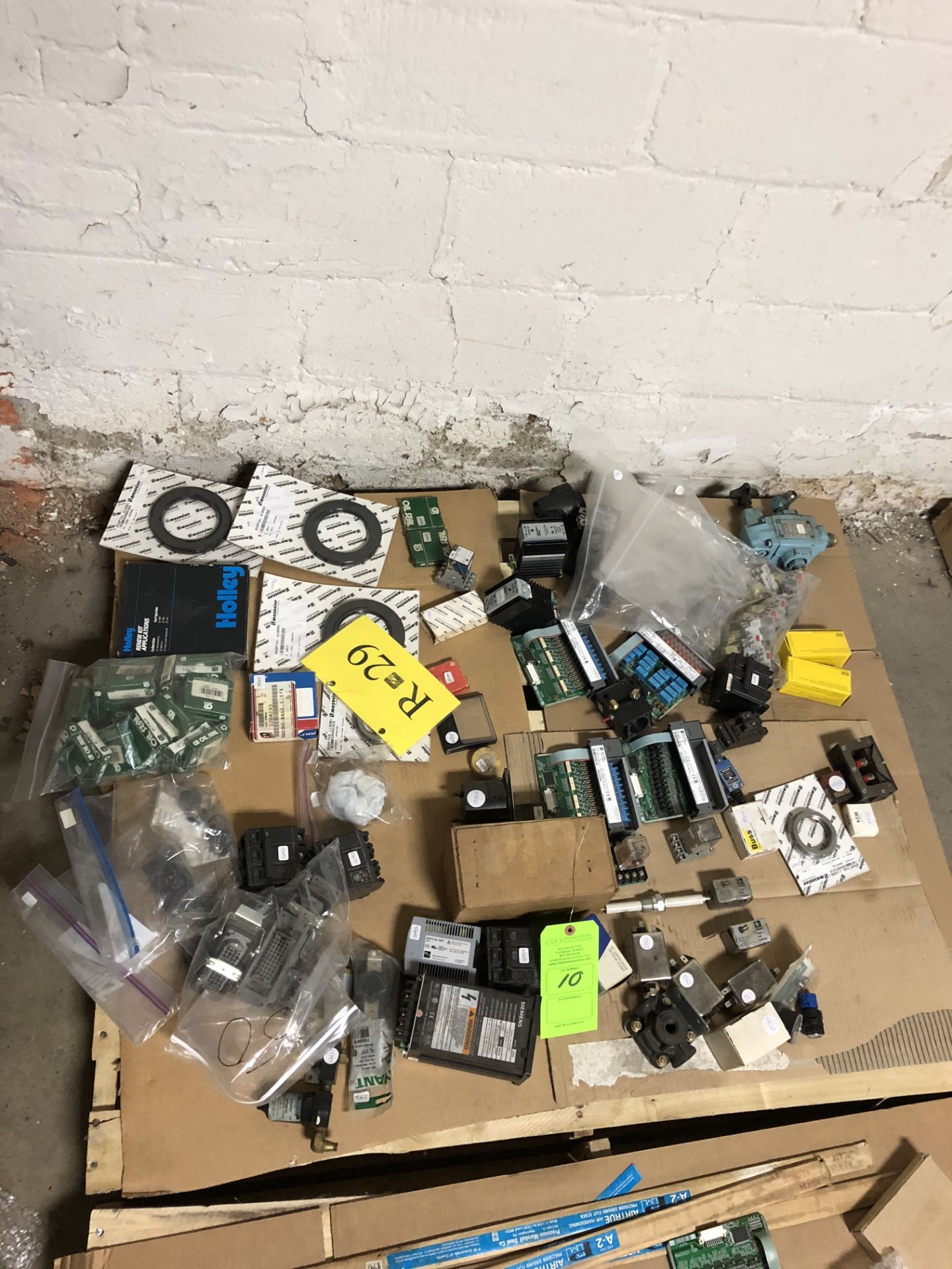 ASSORTED RELAYS; CONTROLS; OIL SEALS & VALVES