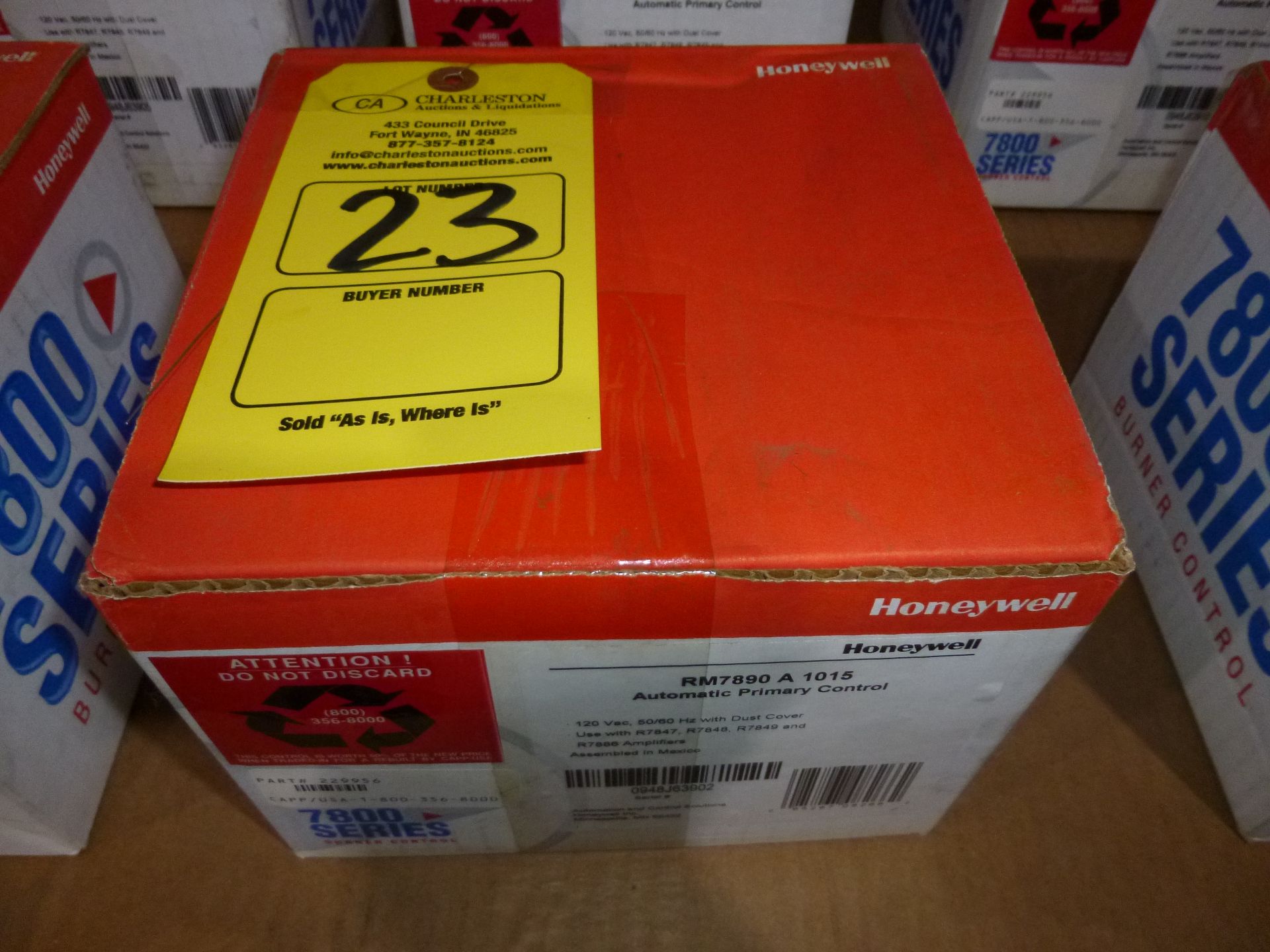 Honeywell RM7890-A-1015 automatic Primary Control, new in box, as always with Brolyn LLC auctions,