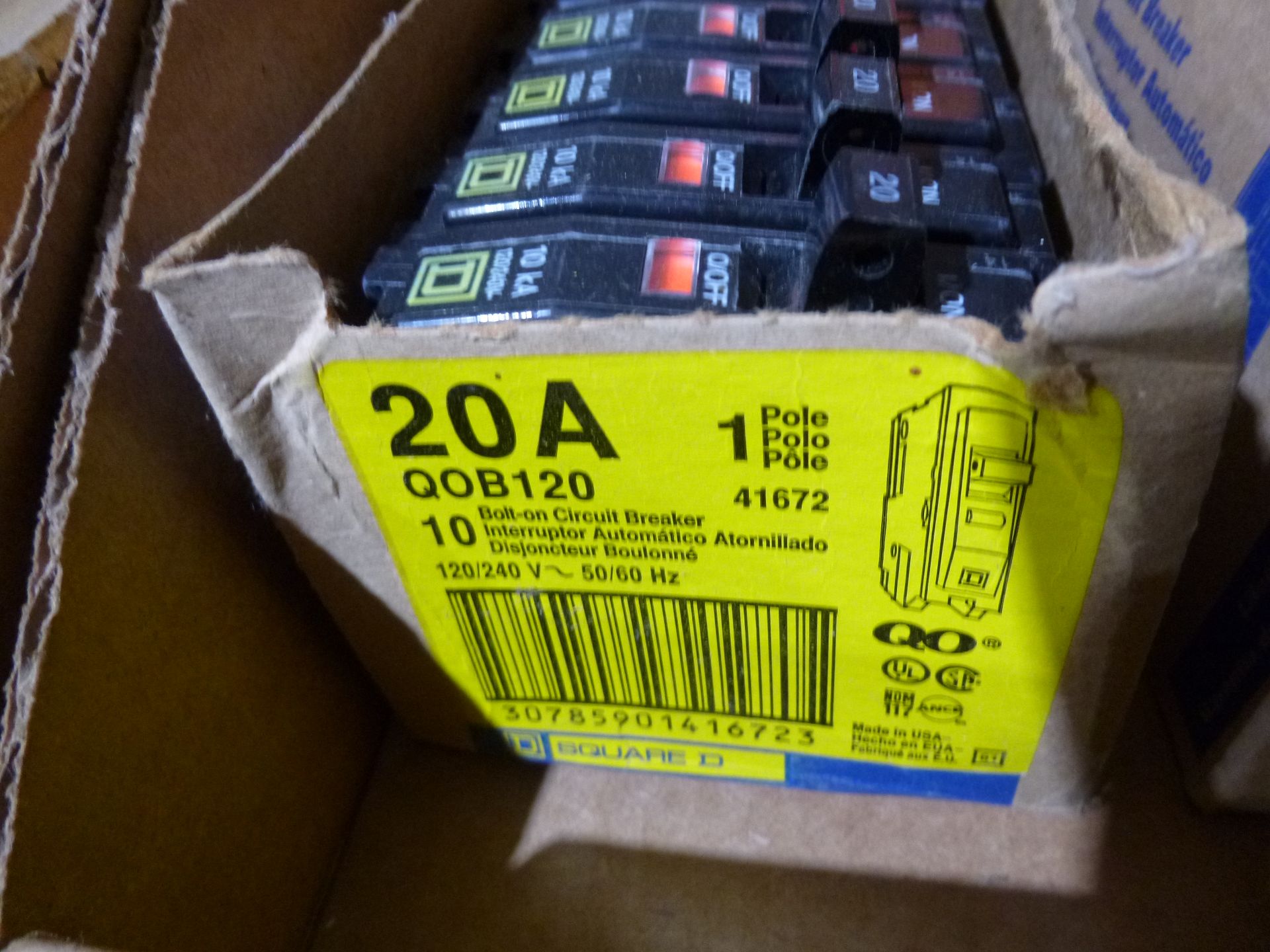 Qty 20 Square D 20 amp breakers Model QOB120, new in boxes as pictrued, as always with Brolyn LLC - Image 2 of 2