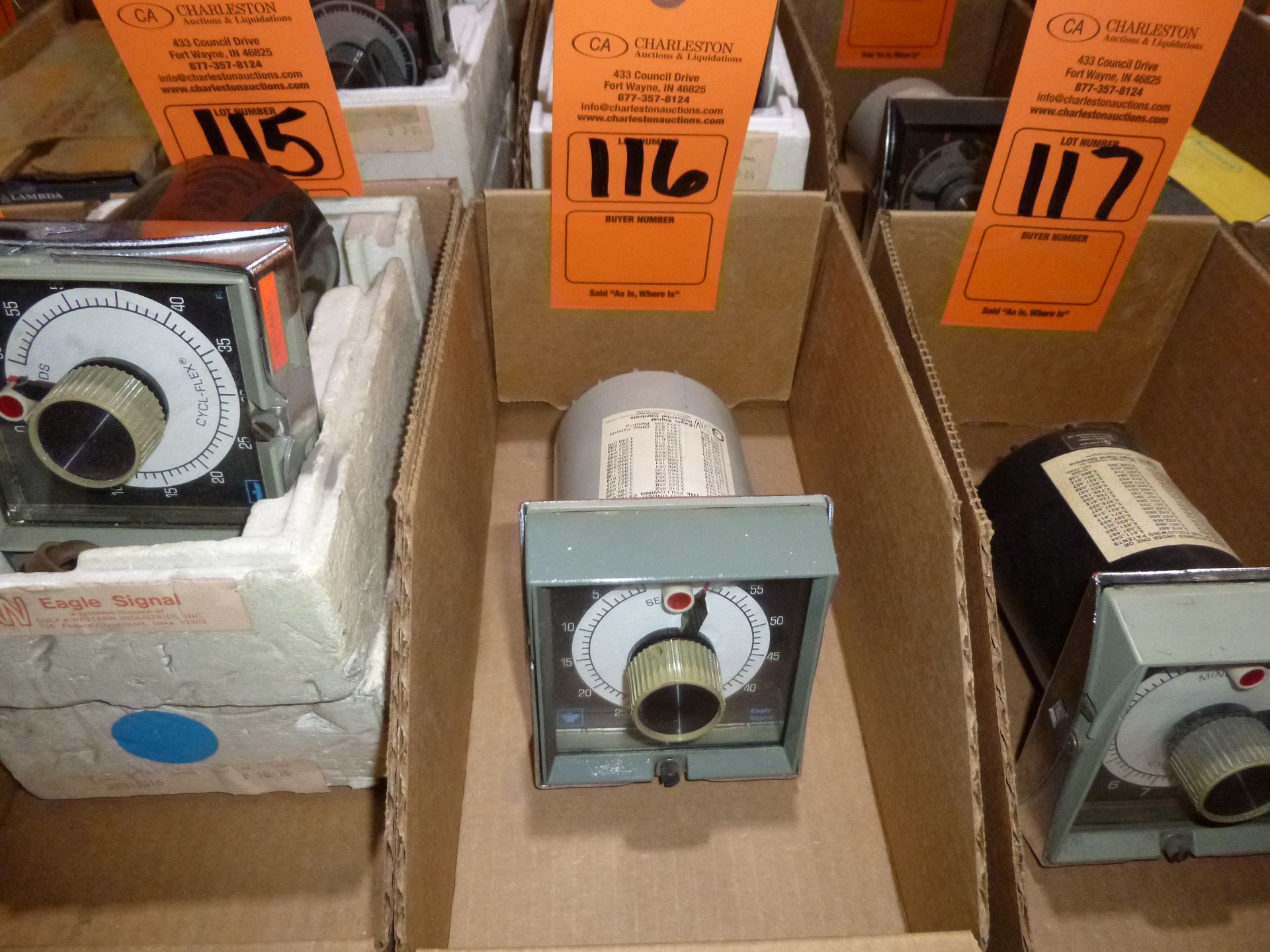 Eagle signal timer model HP51A616, appears new without packaging, as always with Brolyn LLC