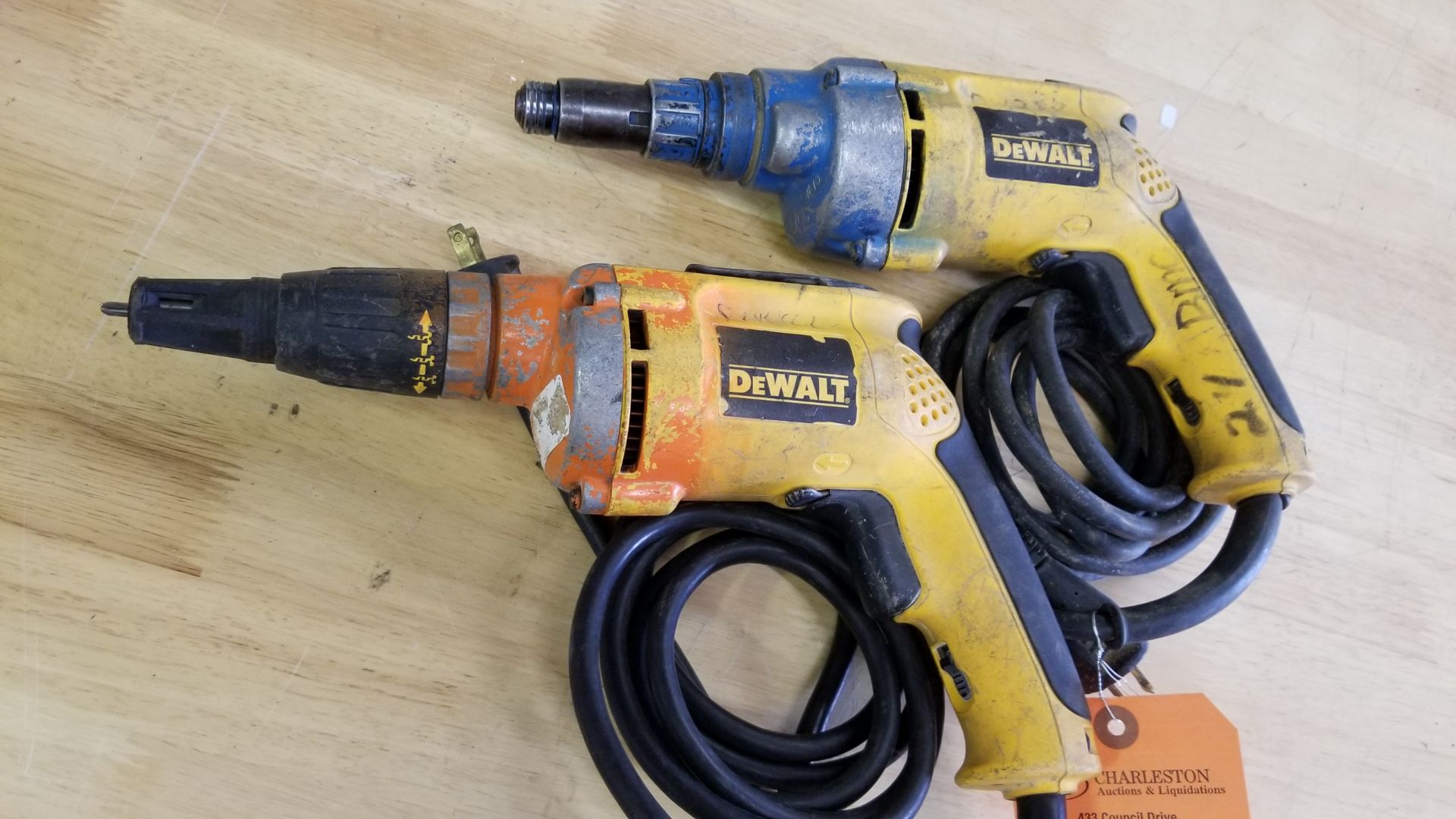 (2) DEWALT ELECTRIC SCREW GUNS