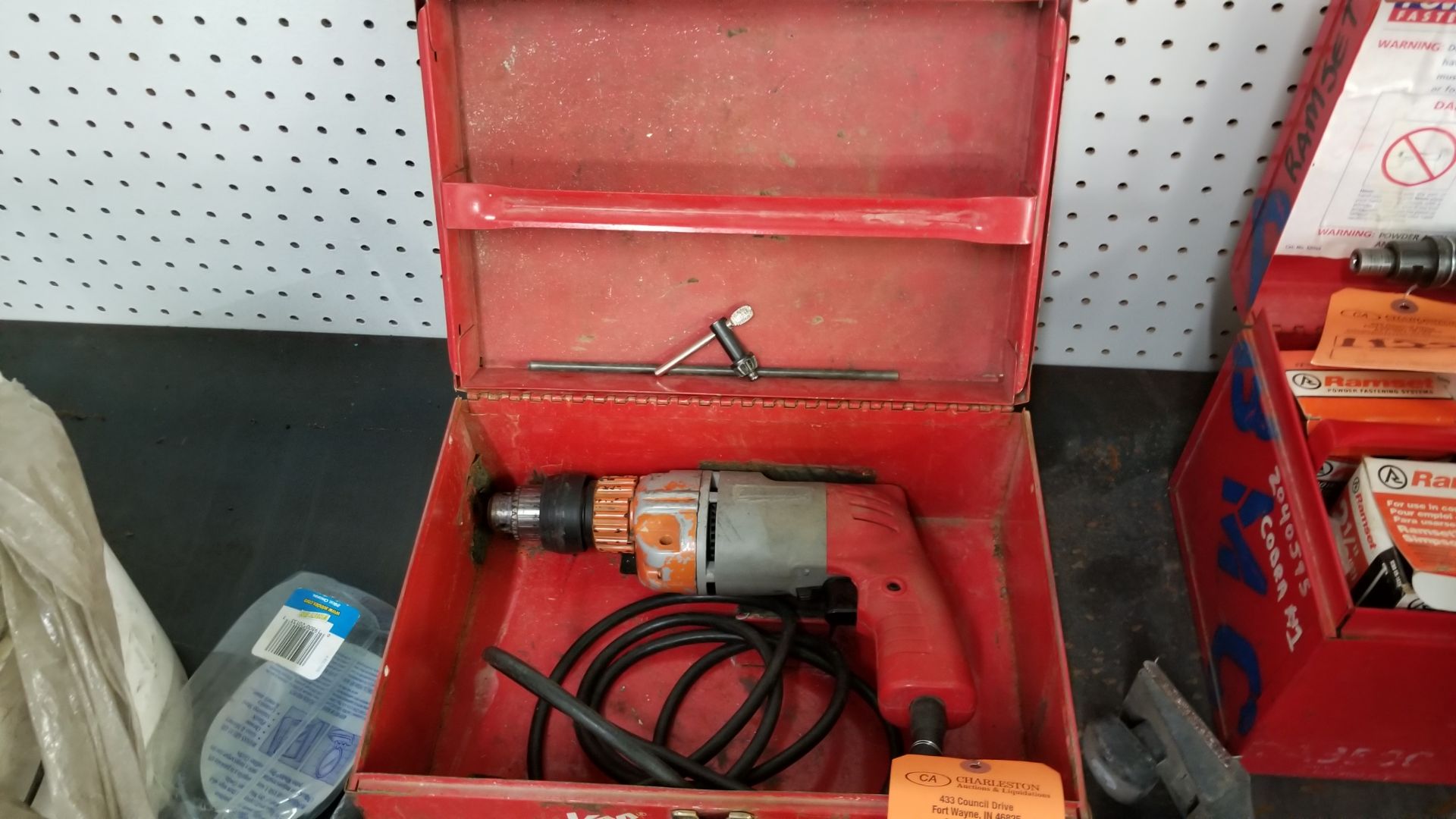 MILWAUKEE 3/8" ELECTRIC HAMMER DRILL WITH CASE