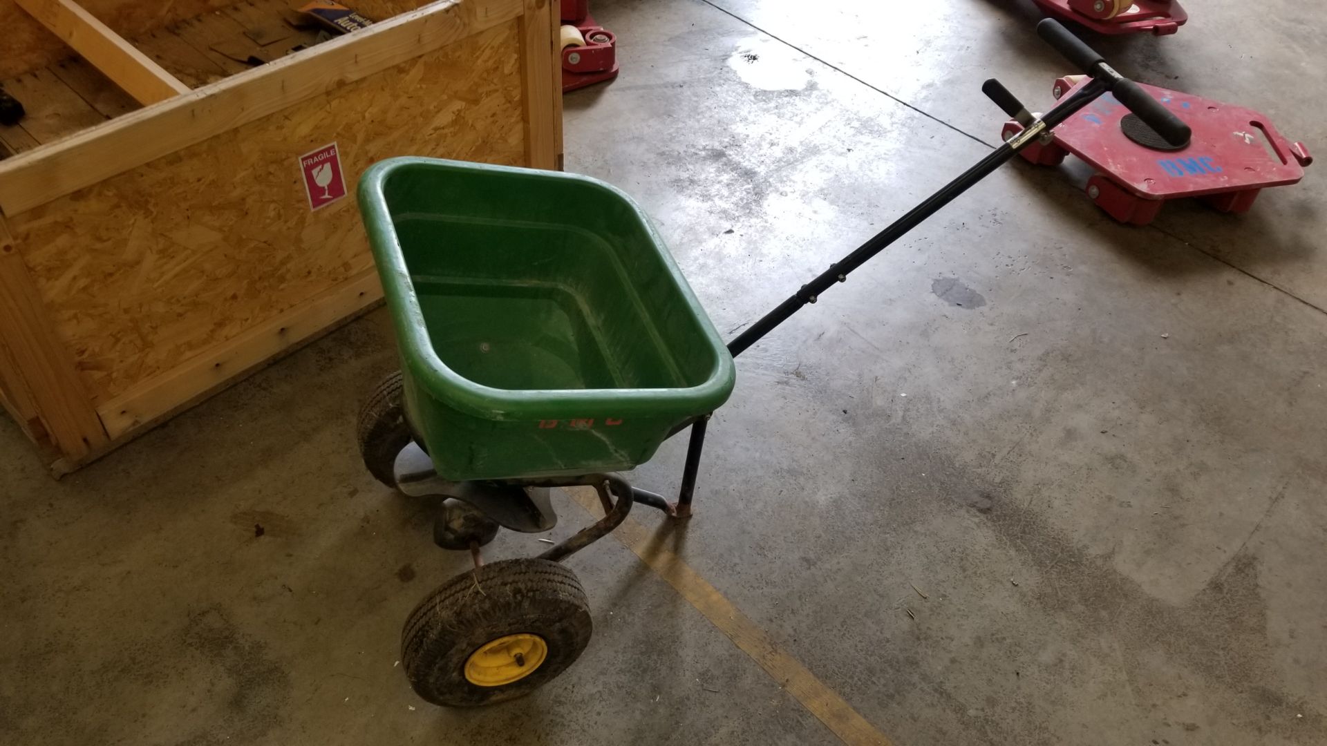 LOT (2) ASSORTED SHOP VACS AND GRASS SEED SPREADER - Image 2 of 2