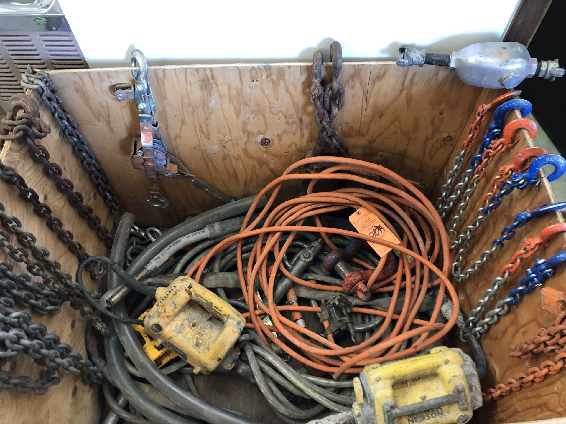 LOT OF MISC. INCLUDING LARGE QTY OF HEAVY DUTY CHAIN; CABLE; CLOVIS; DEWALT MODEL-PC530; (2) WACKER