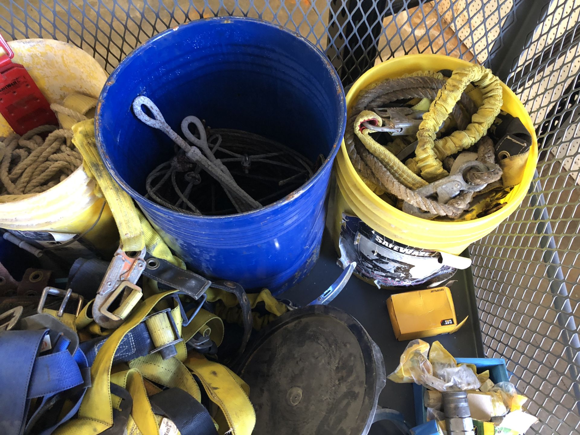 CONTENTS OF TOP SHELF INCLUDING SAFETY HARNESSES; ROPE; CABLE; JOHN DEERE COMPONENTS & MORE - Image 3 of 3