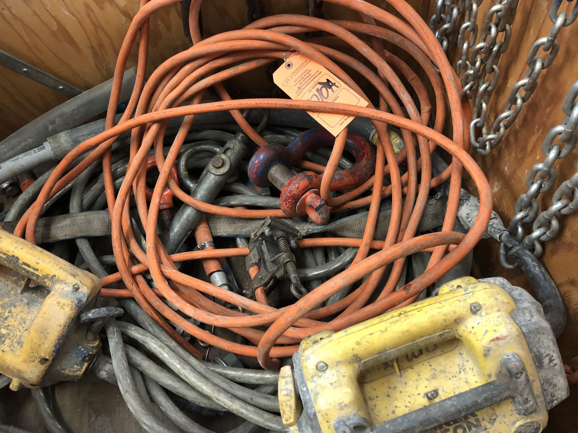 LOT OF MISC. INCLUDING LARGE QTY OF HEAVY DUTY CHAIN; CABLE; CLOVIS; DEWALT MODEL-PC530; (2) WACKER - Image 3 of 3