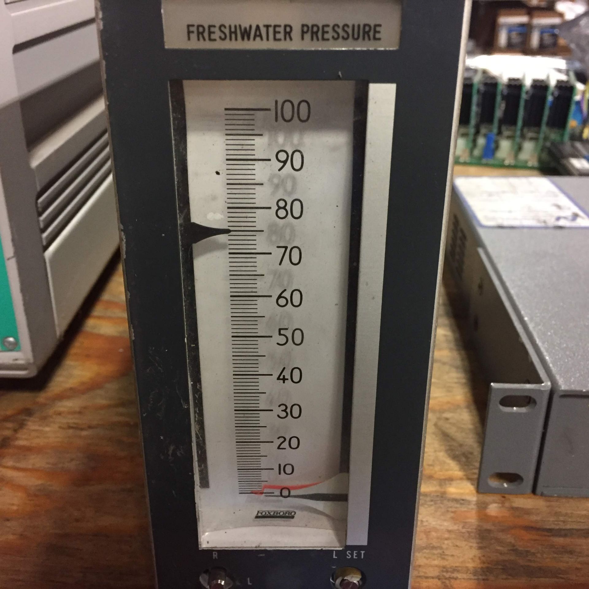 (1) *USED* Foxboro 130F-N4-D Freshwater Pressure Gauge Supply 20-22PSI Input 3-15PSI Output 3- - Image 4 of 4