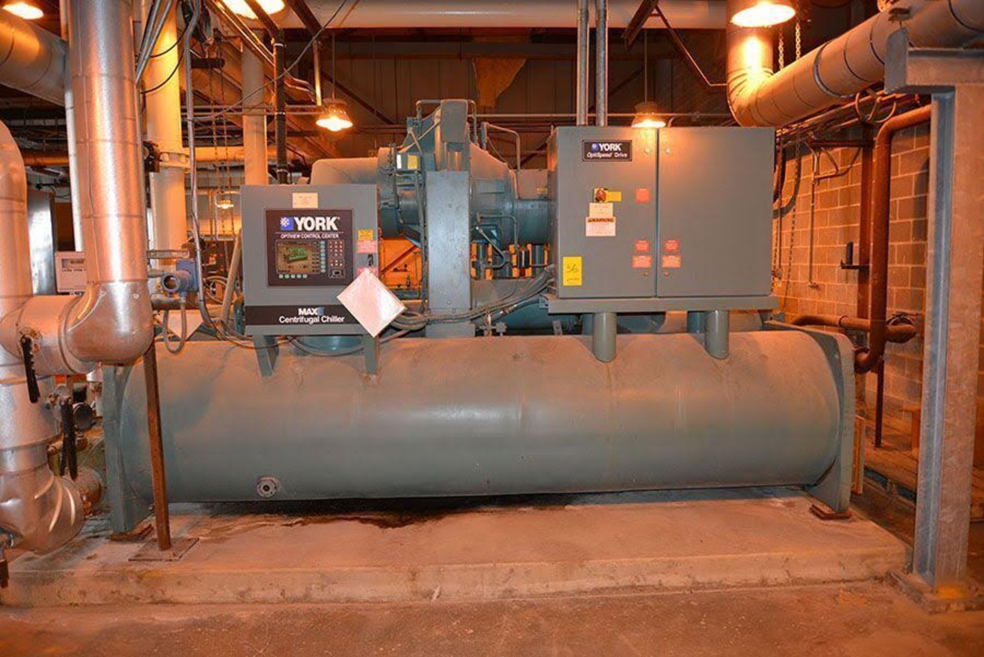 (1) *NICE* York Millenium VSD Liquid Chilling System Chiller YT-H3-A4-C3-CL-J *USED* - Image 2 of 7