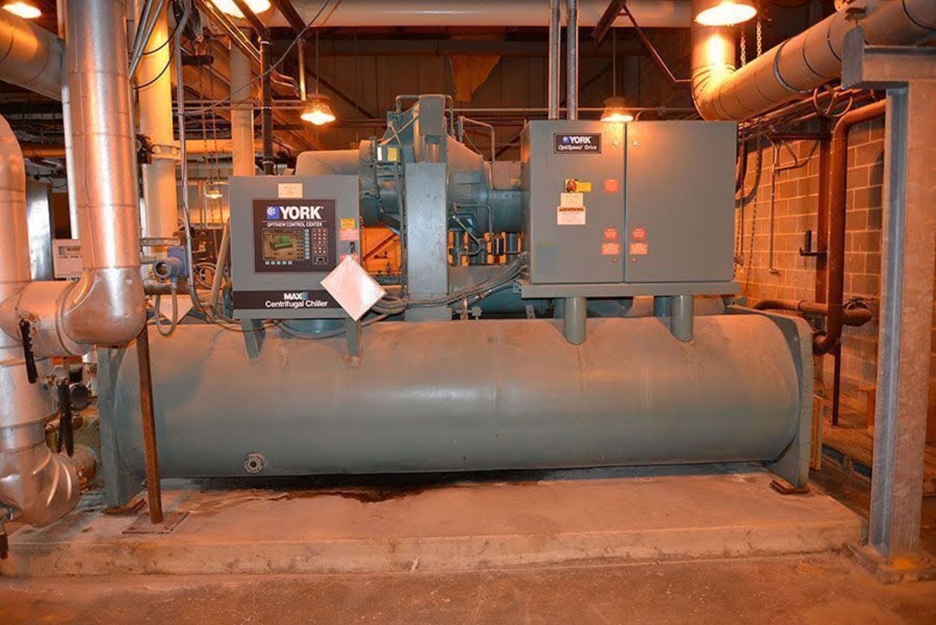 (1) *NICE* York Millenium VSD Liquid Chilling System Chiller YT-H3-A4-C3-CL-J *USED* - Image 2 of 2