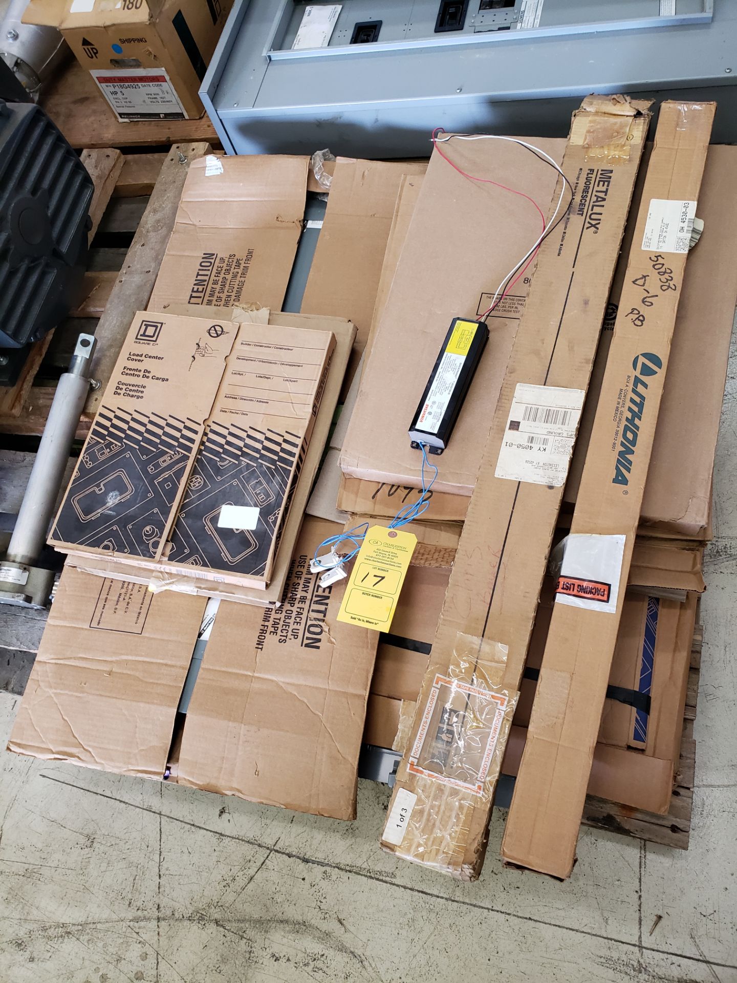 PALLET OF MISC. SQUARE D PANEL PIECES & FLUORESCENT LIGHT FIXTURES (LOCATED AT 432 COUNCIL DRIVE